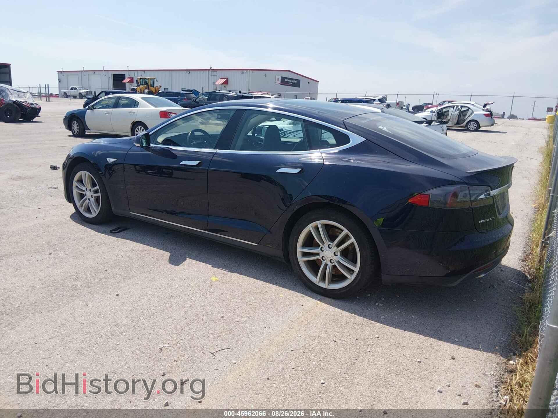 2013 TESLA MODEL S - VIN: 5YJSA1DP7DFP06943 - Фото 3