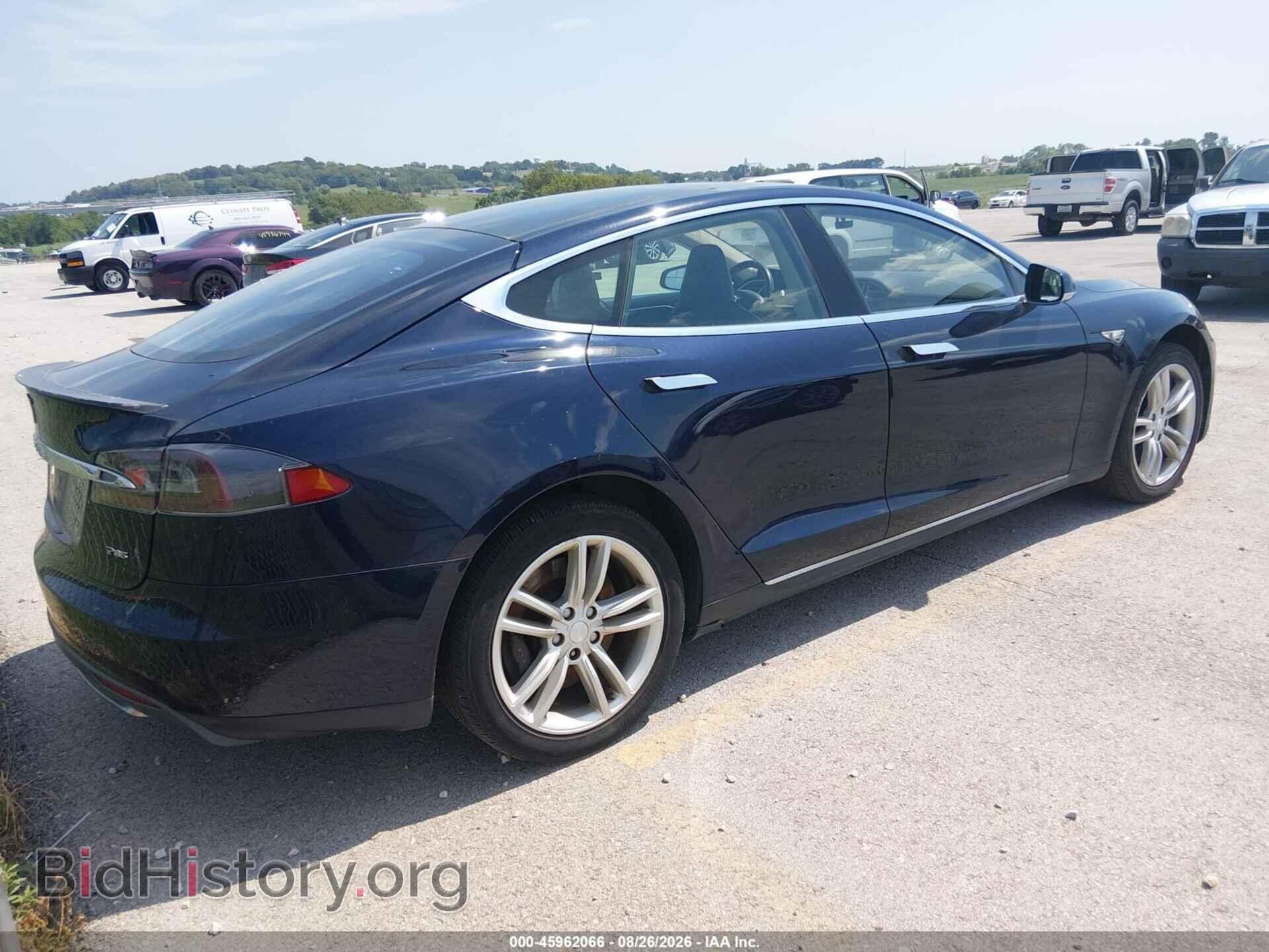 2013 TESLA MODEL S - VIN: 5YJSA1DP7DFP06943 - Фото 4