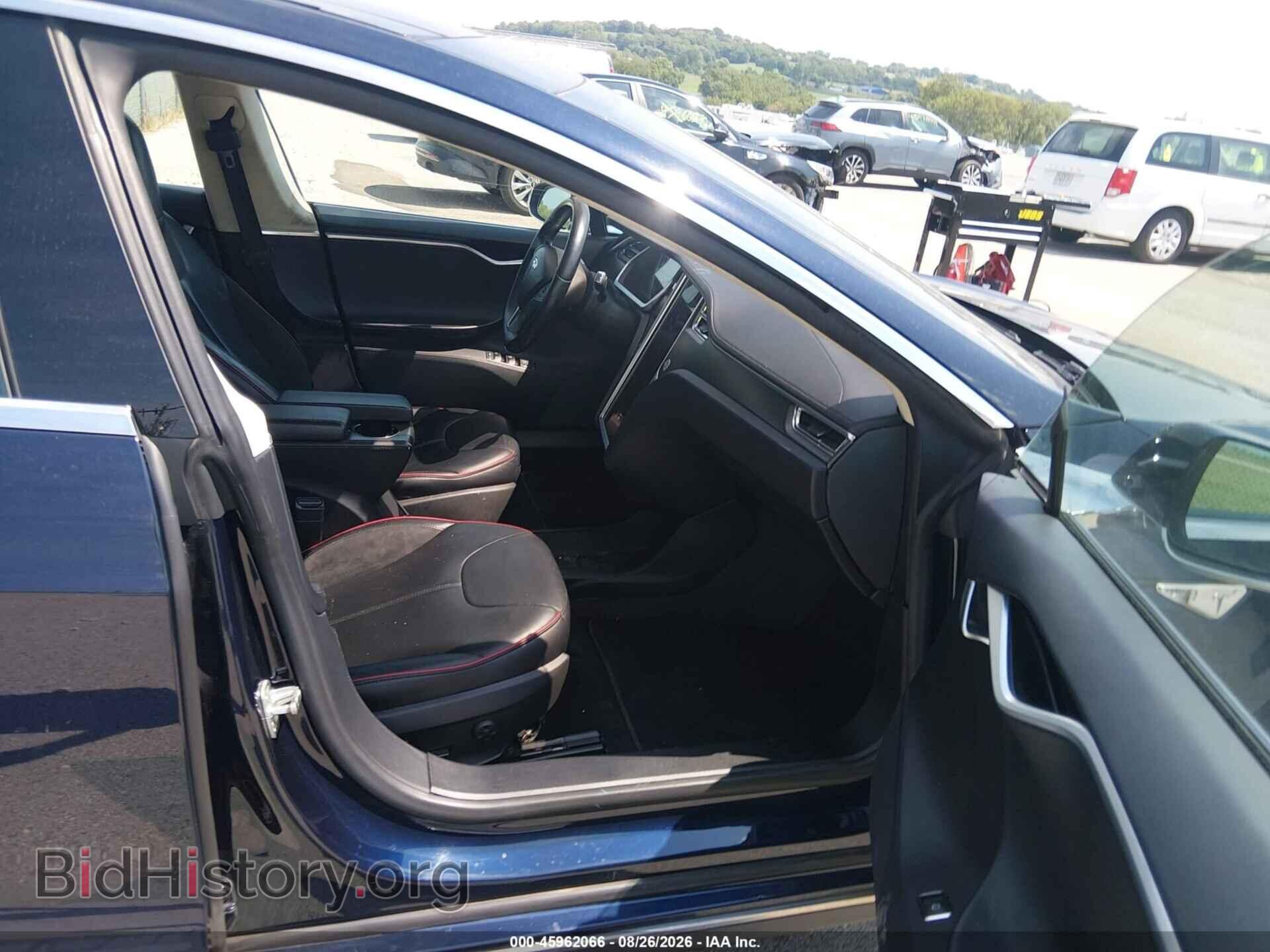 2013 TESLA MODEL S - VIN: 5YJSA1DP7DFP06943 - Фото 5