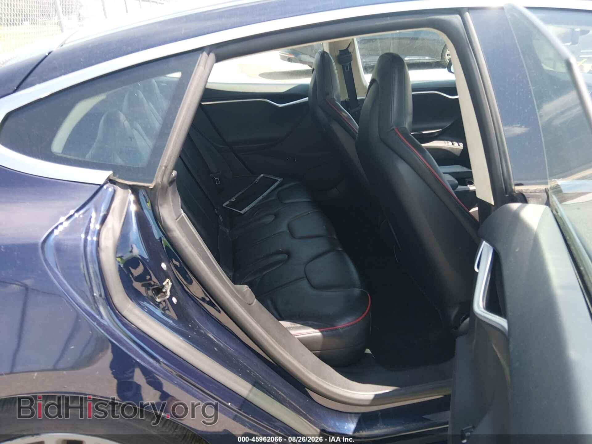 2013 TESLA MODEL S - VIN: 5YJSA1DP7DFP06943 - Фото 8