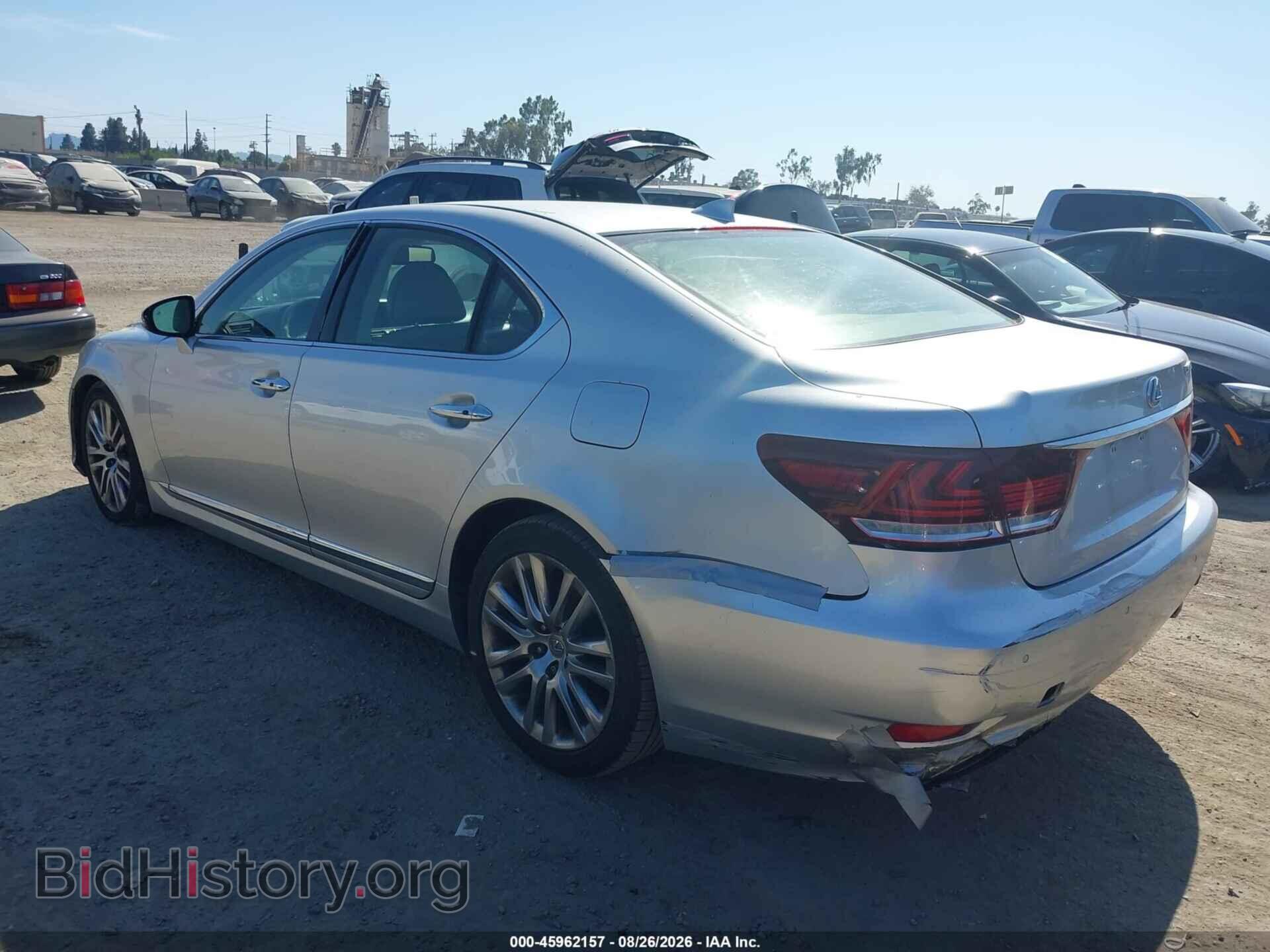 2014 LEXUS LS 460 - VIN: JTHBL5EF7E5131073 - Фото 3