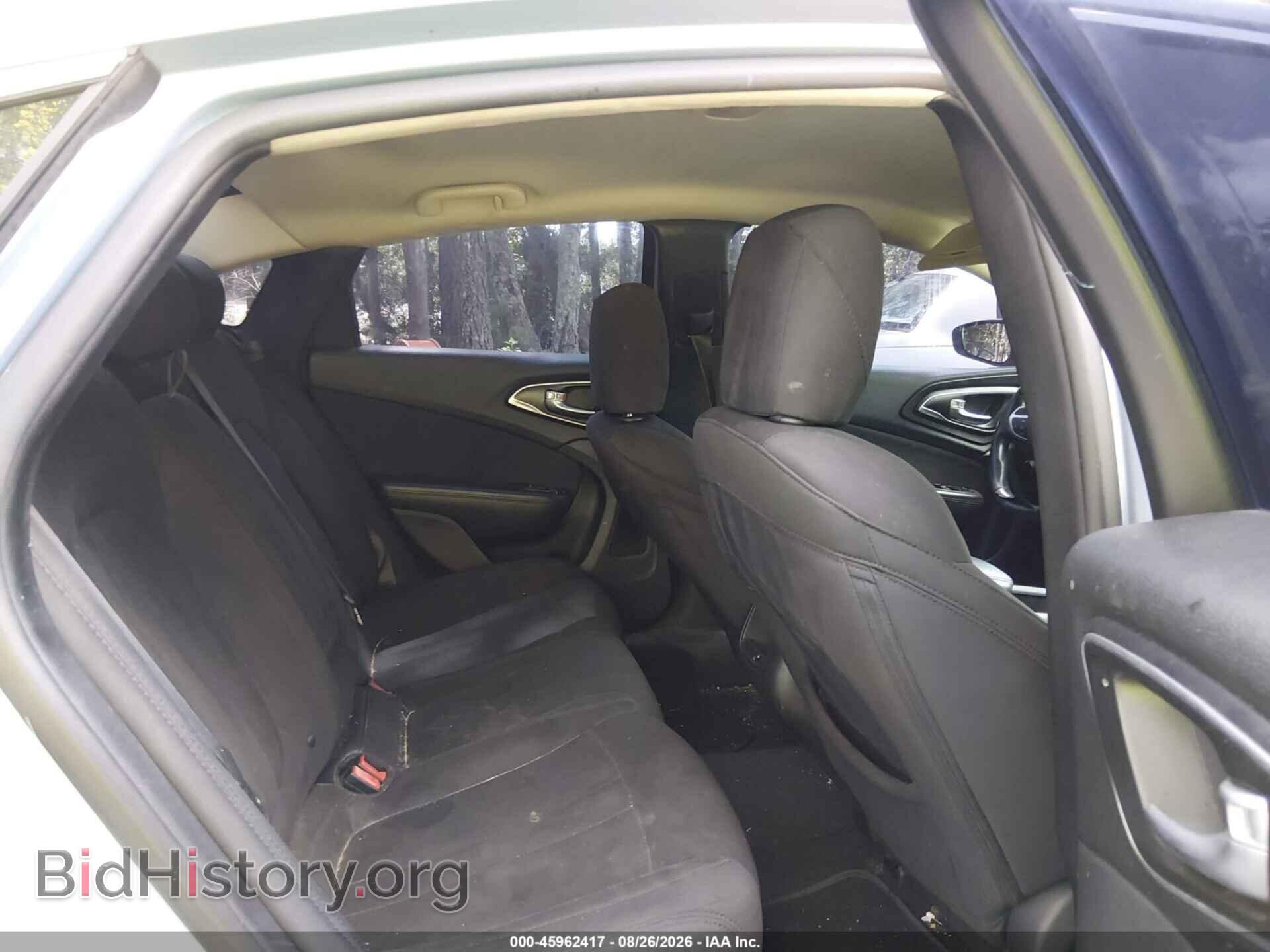 2015 CHRYSLER 200 - VIN: 1C3CCCAB9FN725960 - Photo 8