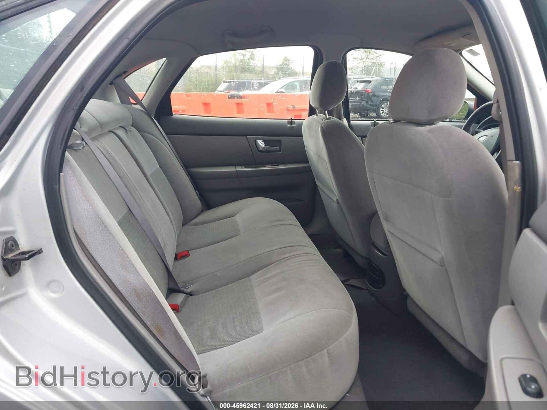 2005 FORD TAURUS - VIN: 1FAFP56255A251986 - Фото 8