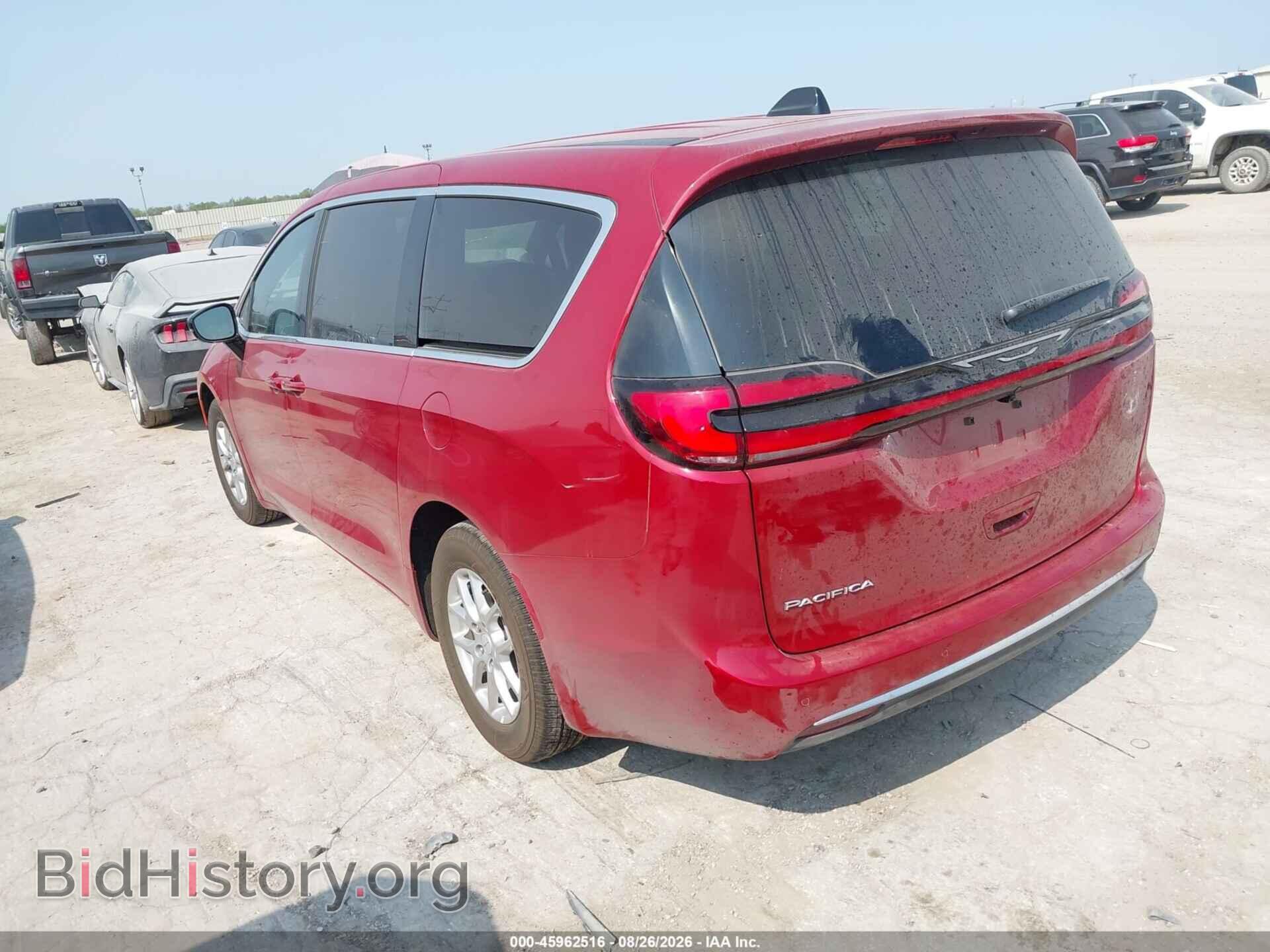 2027 CHRYSLER PACIFICA - VIN: 2C4RC1BG8VR568072 - Photo 3