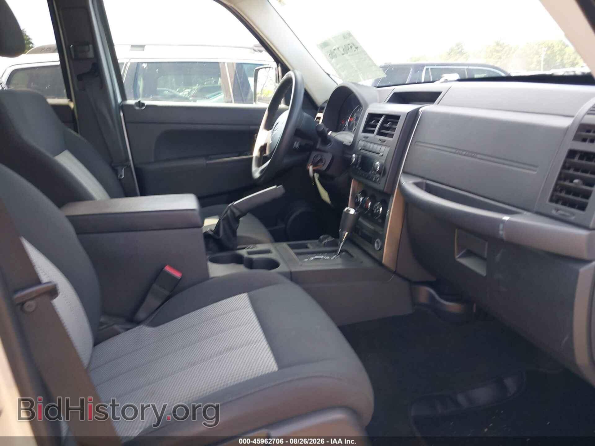 2010 JEEP LIBERTY - VIN: 1J4PN2GK9AW163077 - Фото 5