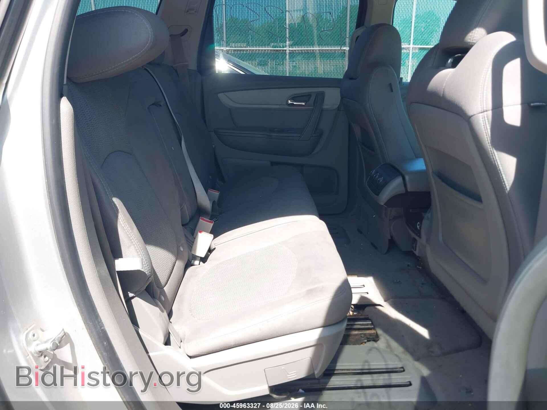 2017 CHEVROLET TRAVERSE - VIN: 1GNKRFKD8HJ174851 - Фото 8