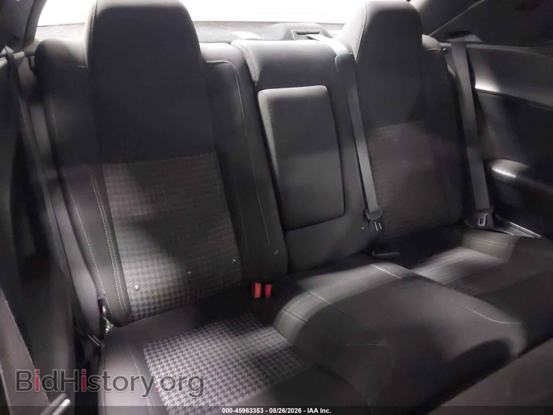 2018 DODGE CHALLENGER - VIN: 2C3CDZAG1JH322049 - Photo 8