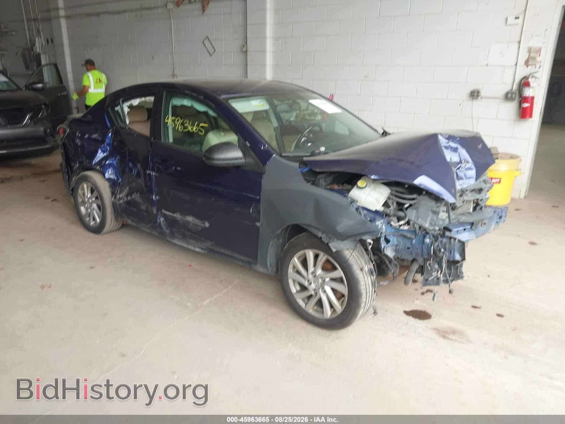 Фотография JM1BL1V78C1605832 - MAZDA MAZDA3 2012