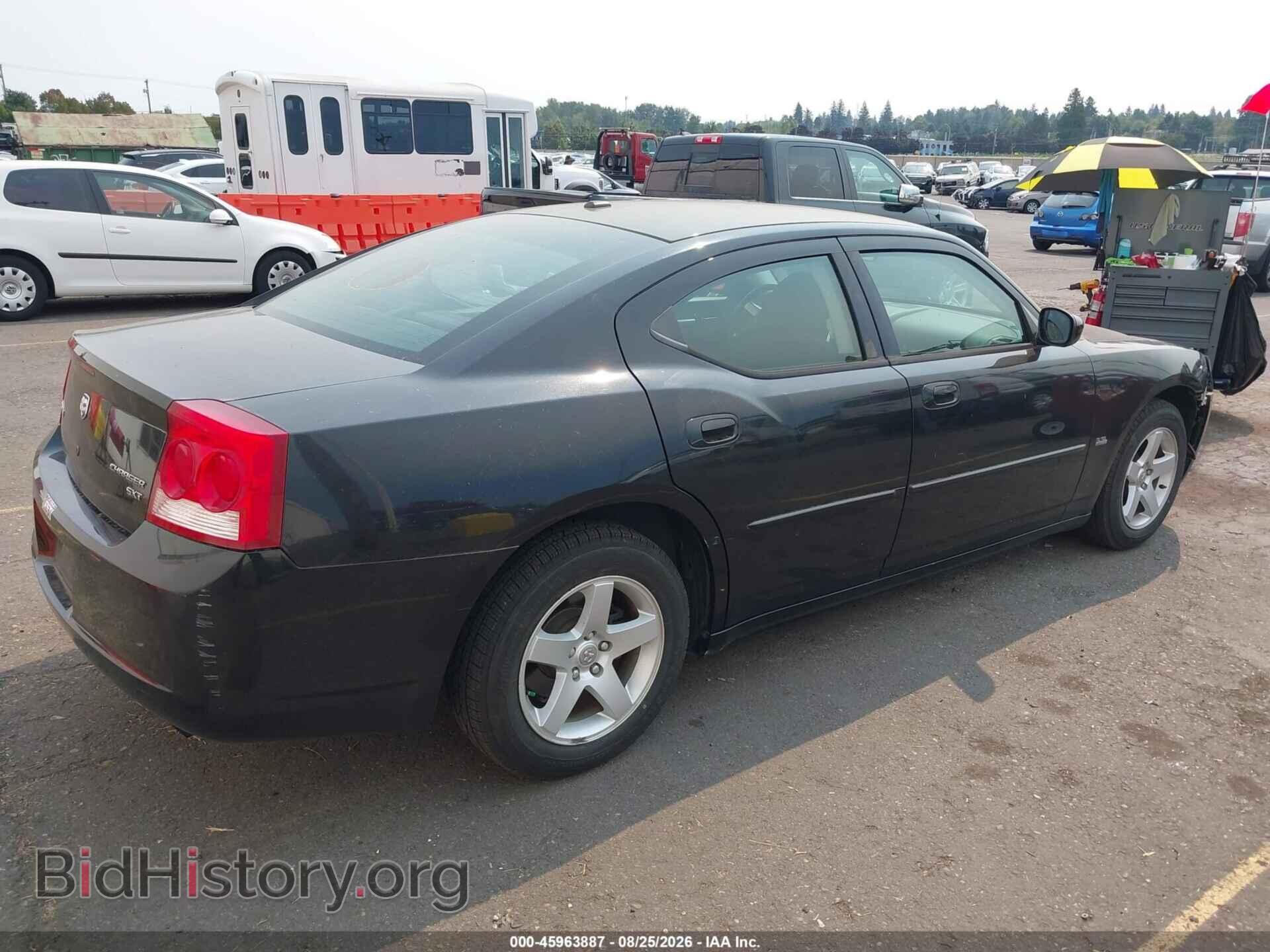 2010 DODGE CHARGER - VIN: 2B3CA3CV2AH307848 - Photo 4