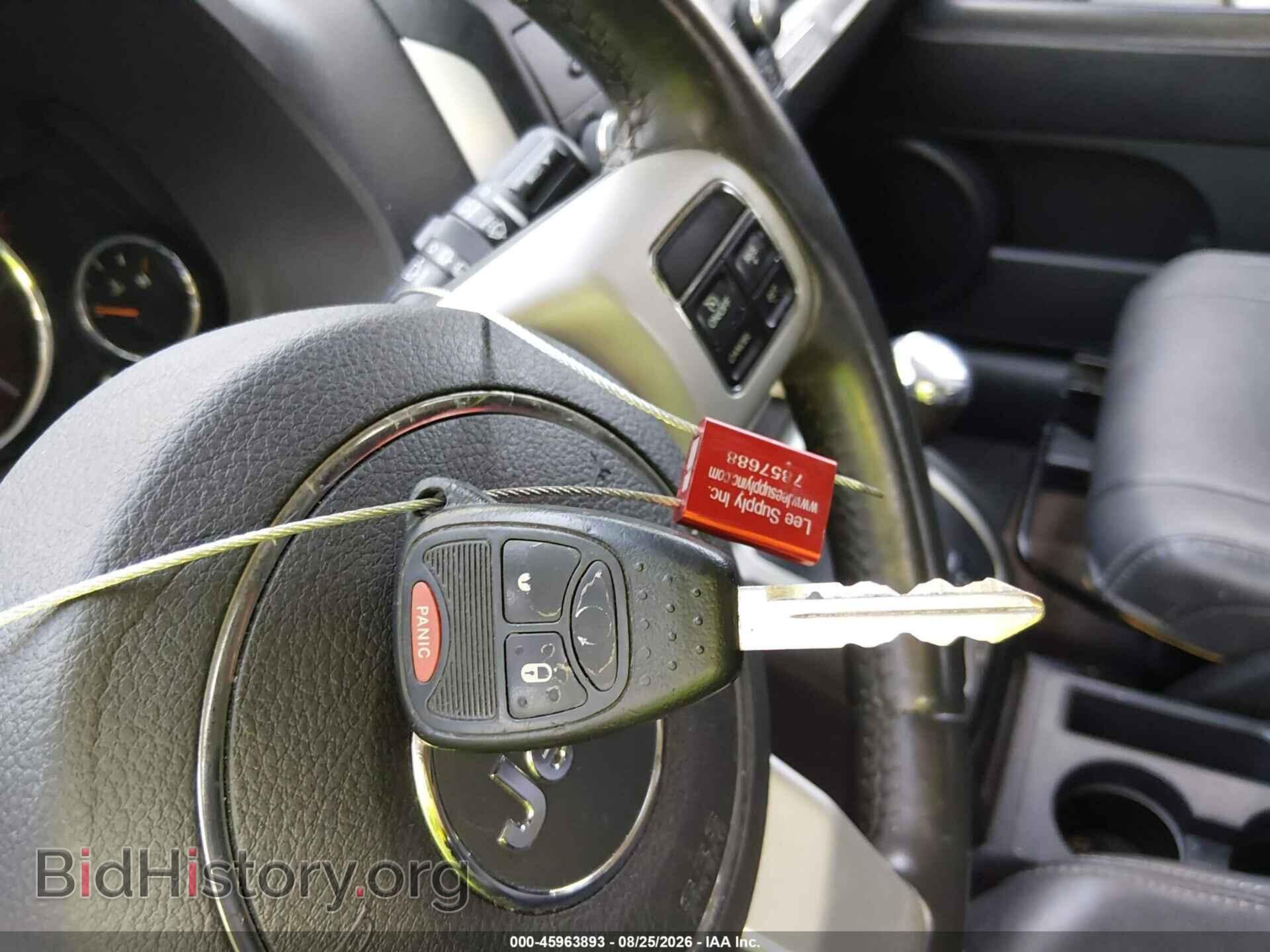 2015 JEEP COMPASS - VIN: 1C4NJCEA4FD367376 - Фото 11