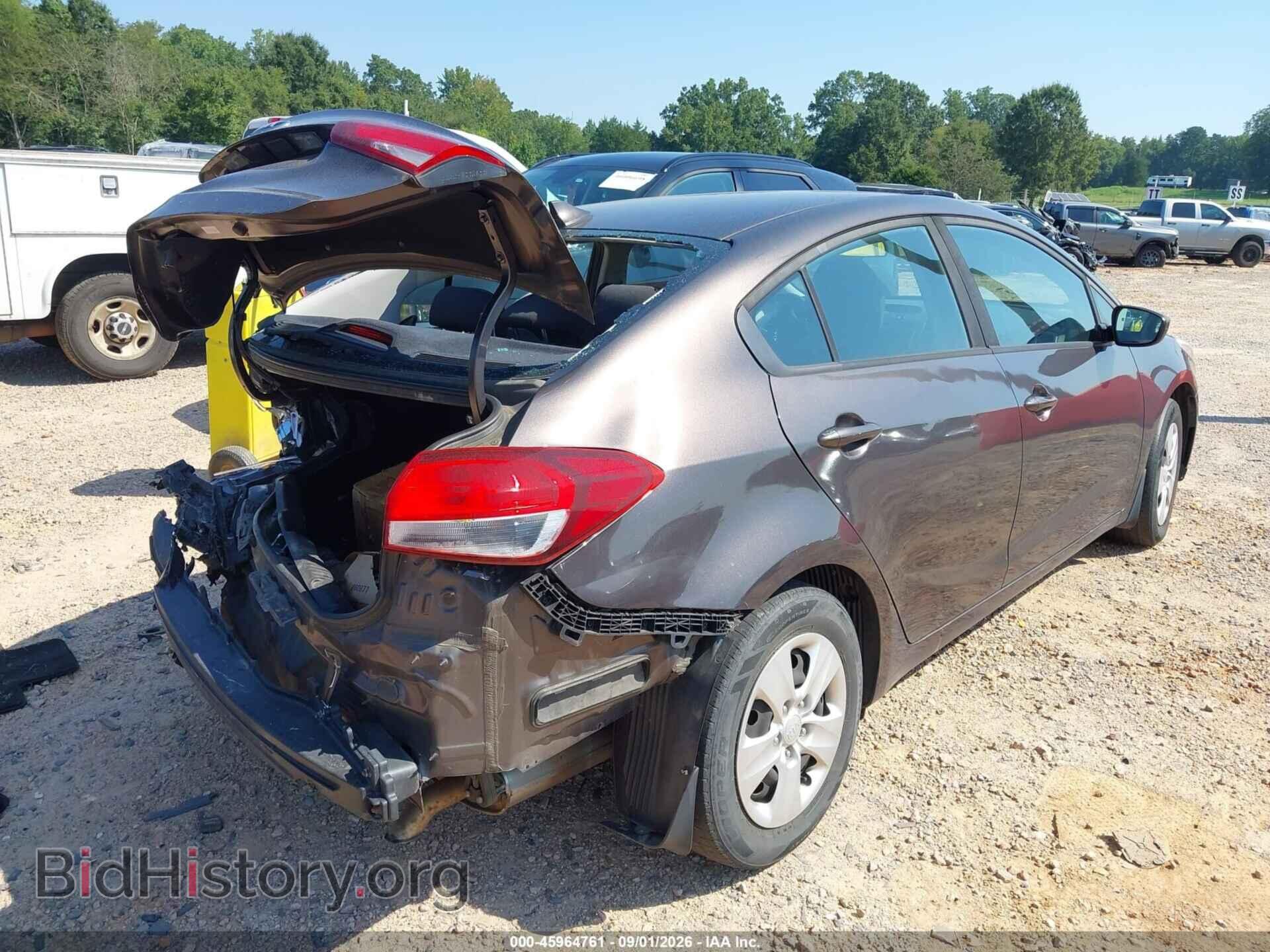 2017 KIA FORTE - VIN: 3KPFK4A72HE133529 - Фото 4