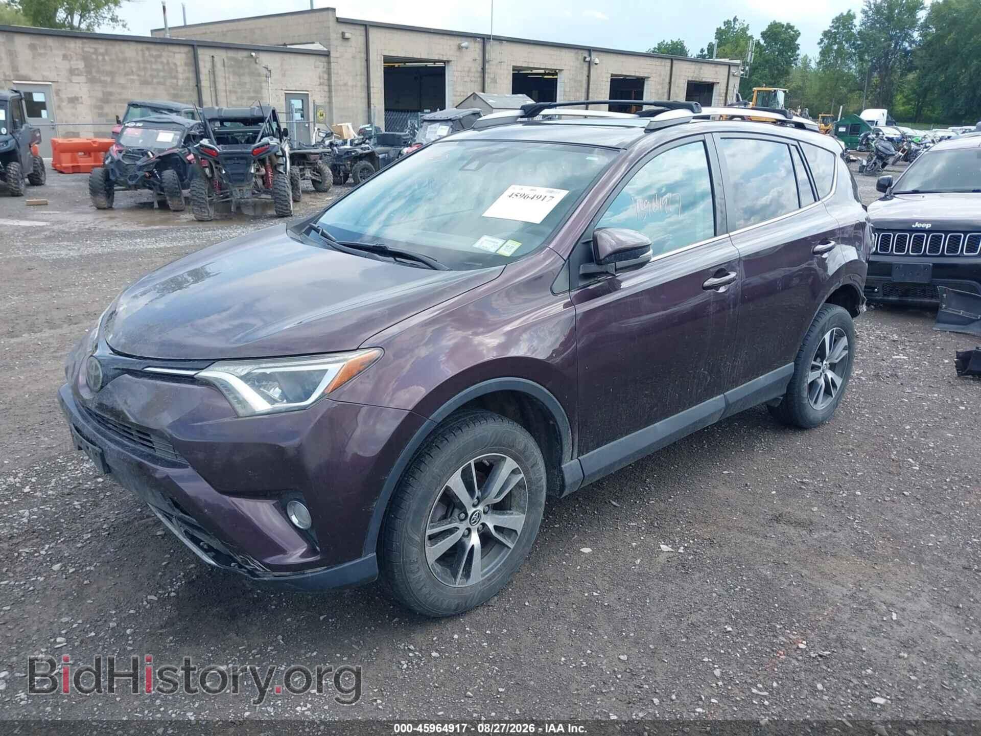 2018 TOYOTA RAV4 - VIN: 2T3RFREV1JW778111 - Photo 2