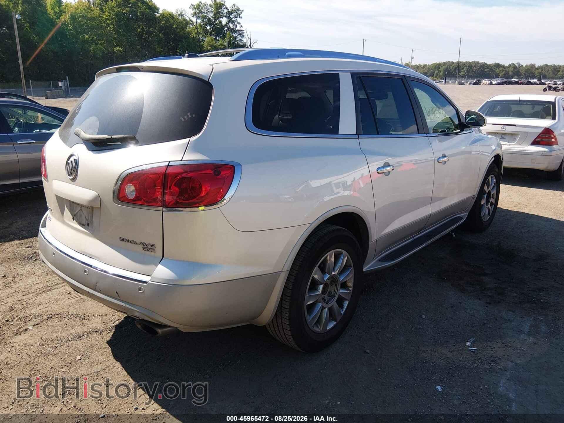 2011 BUICK ENCLAVE - VIN: 5GAKVCEDXBJ137310 - Photo 4