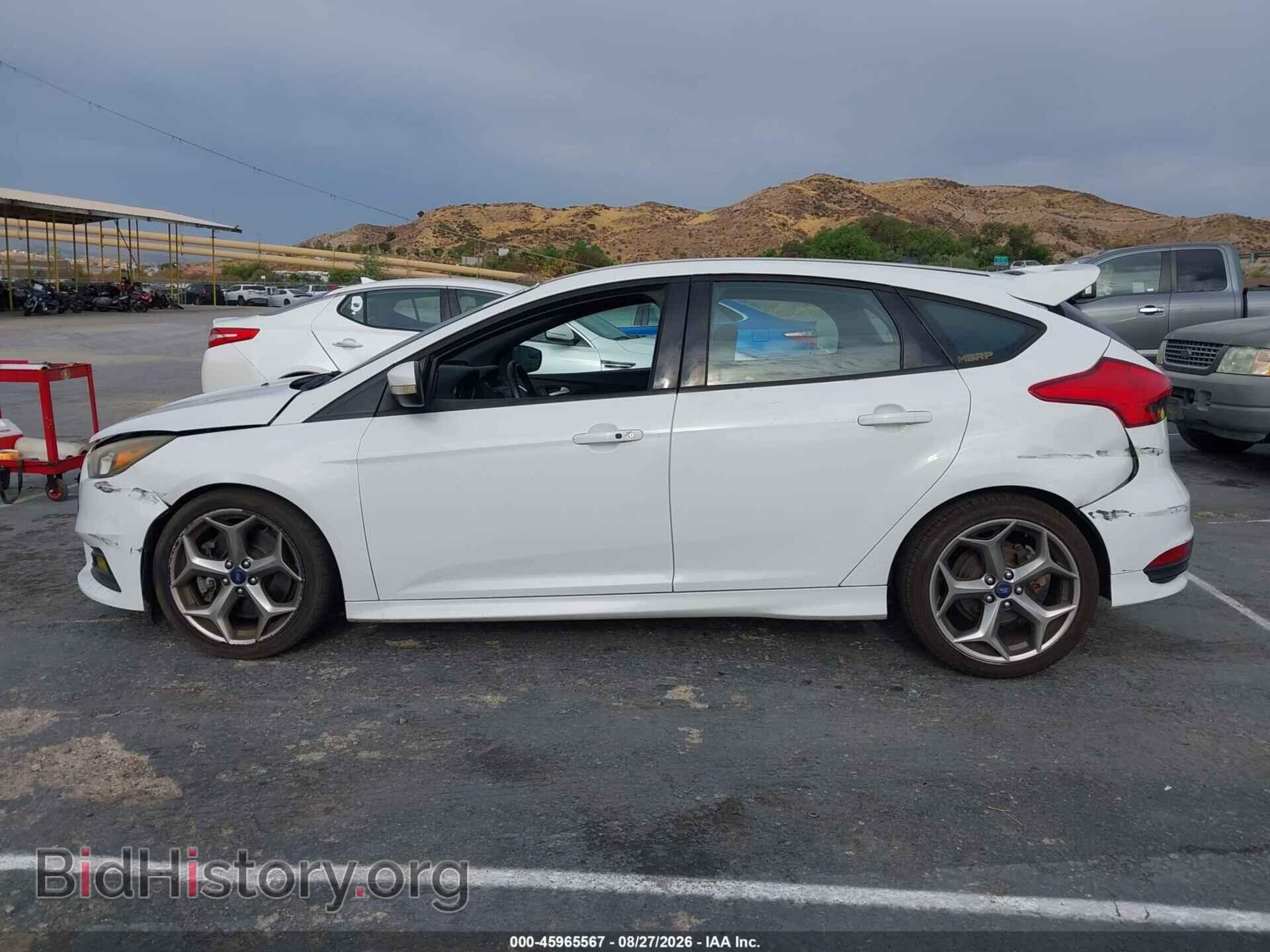 2017 FORD FOCUS ST - VIN: 1FADP3L9XHL308558 - Photo 14