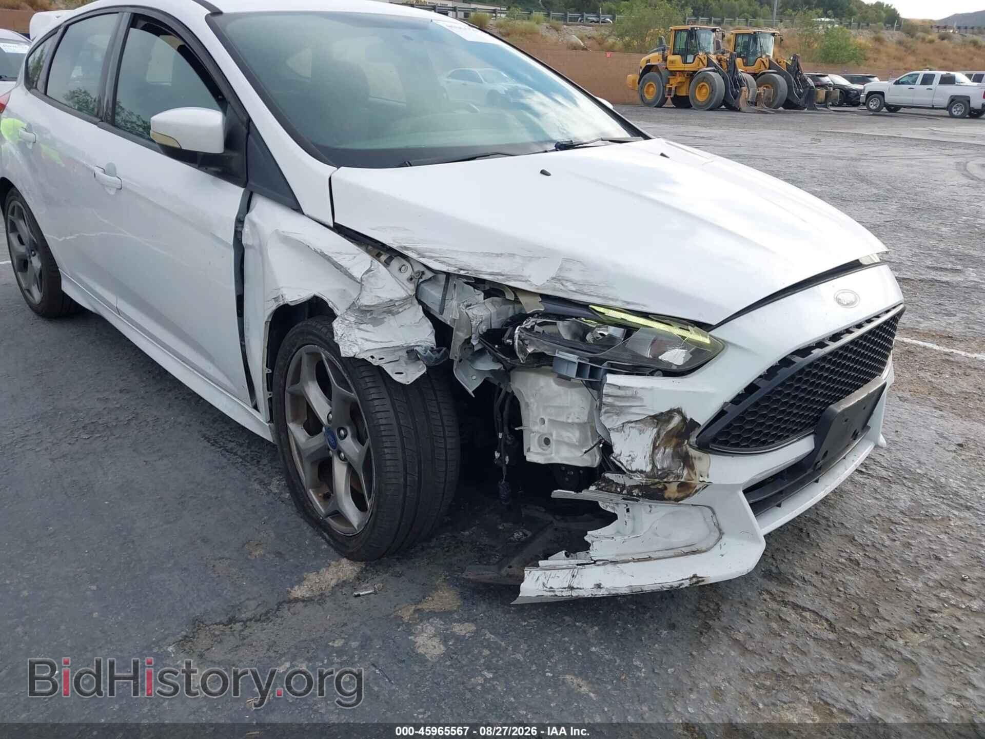 2017 FORD FOCUS ST - VIN: 1FADP3L9XHL308558 - Photo 6