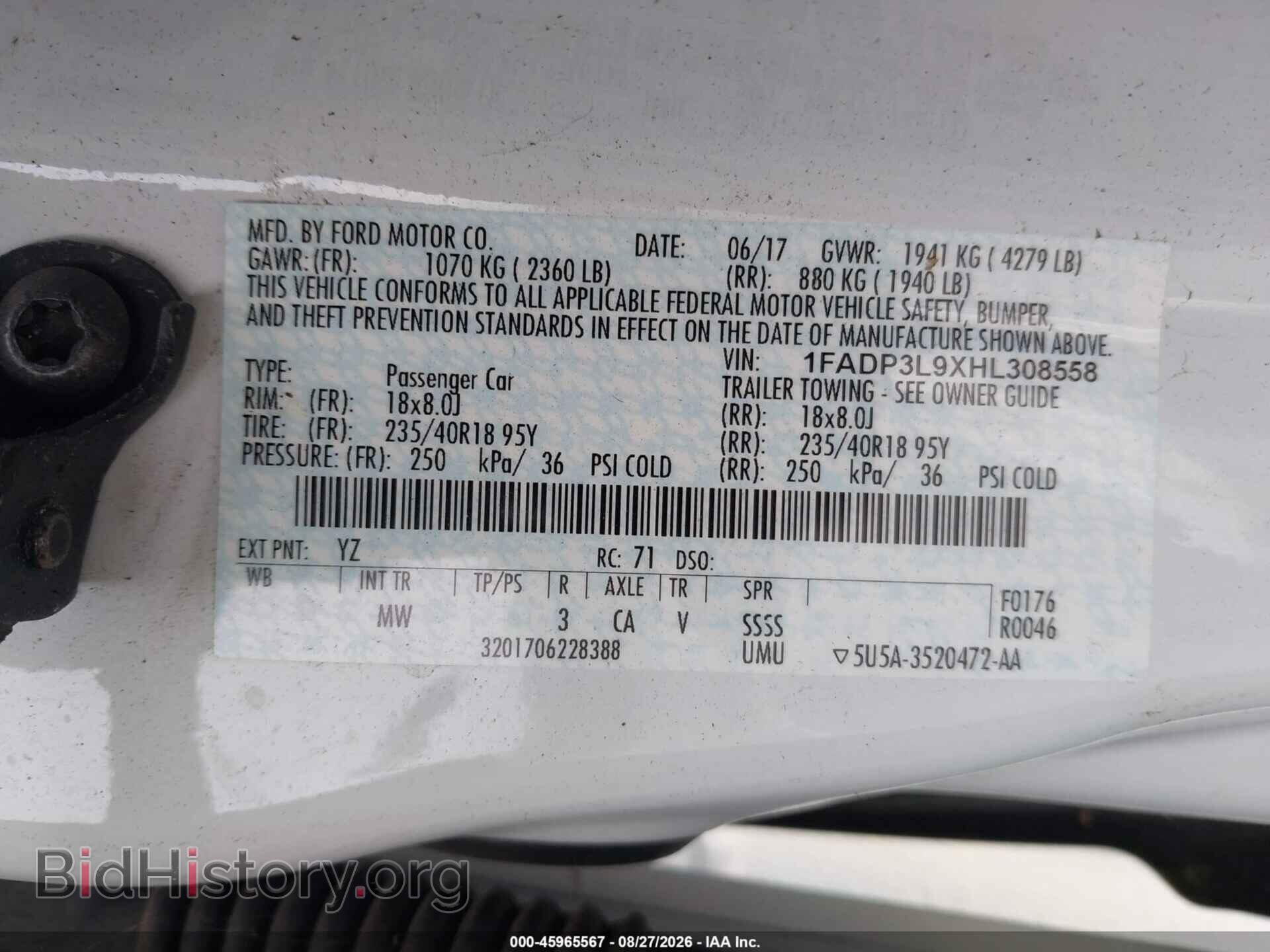 2017 FORD FOCUS ST - VIN: 1FADP3L9XHL308558 - Photo 9