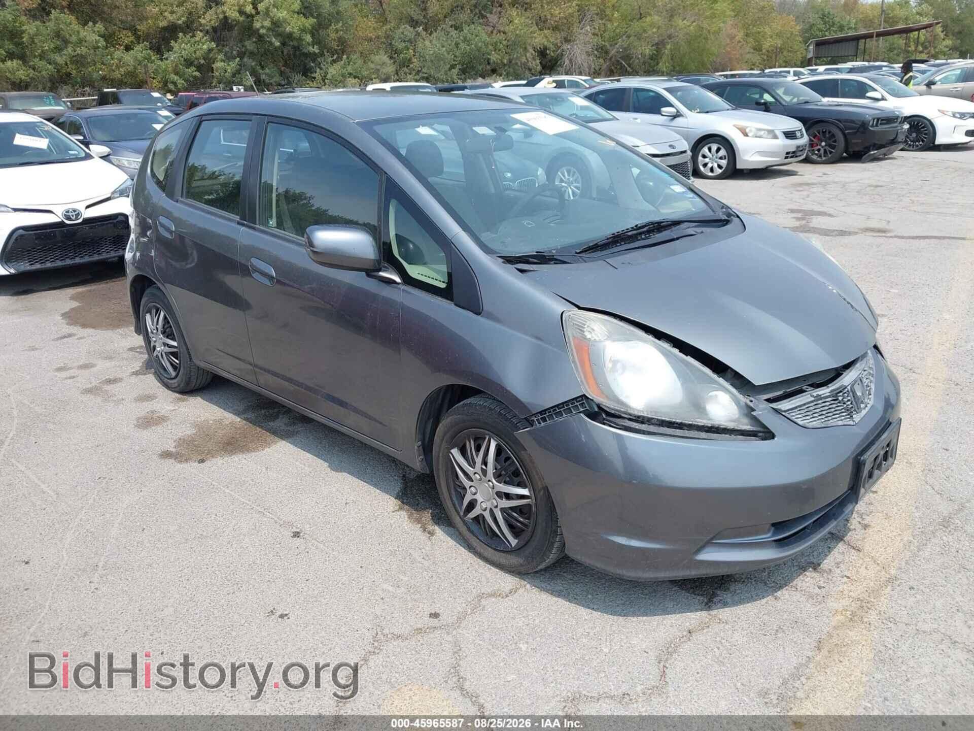 Фотография JHMGE8H35DC080928 - HONDA FIT 2013