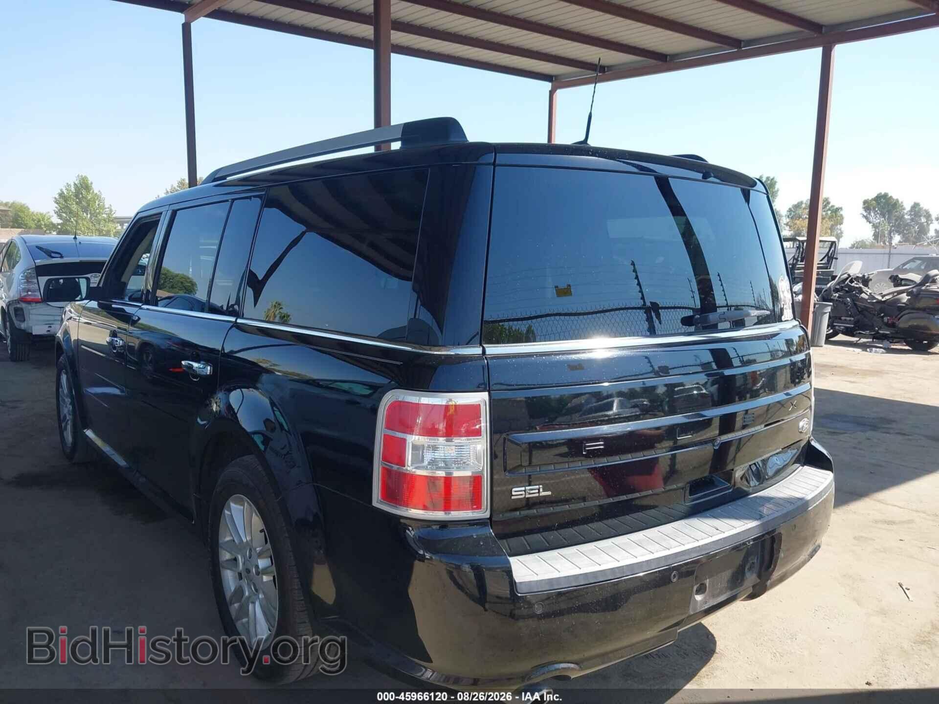 2016 Ford FLEX (VIN 2FMGK5C84GBA17783) — фото 3 из 16