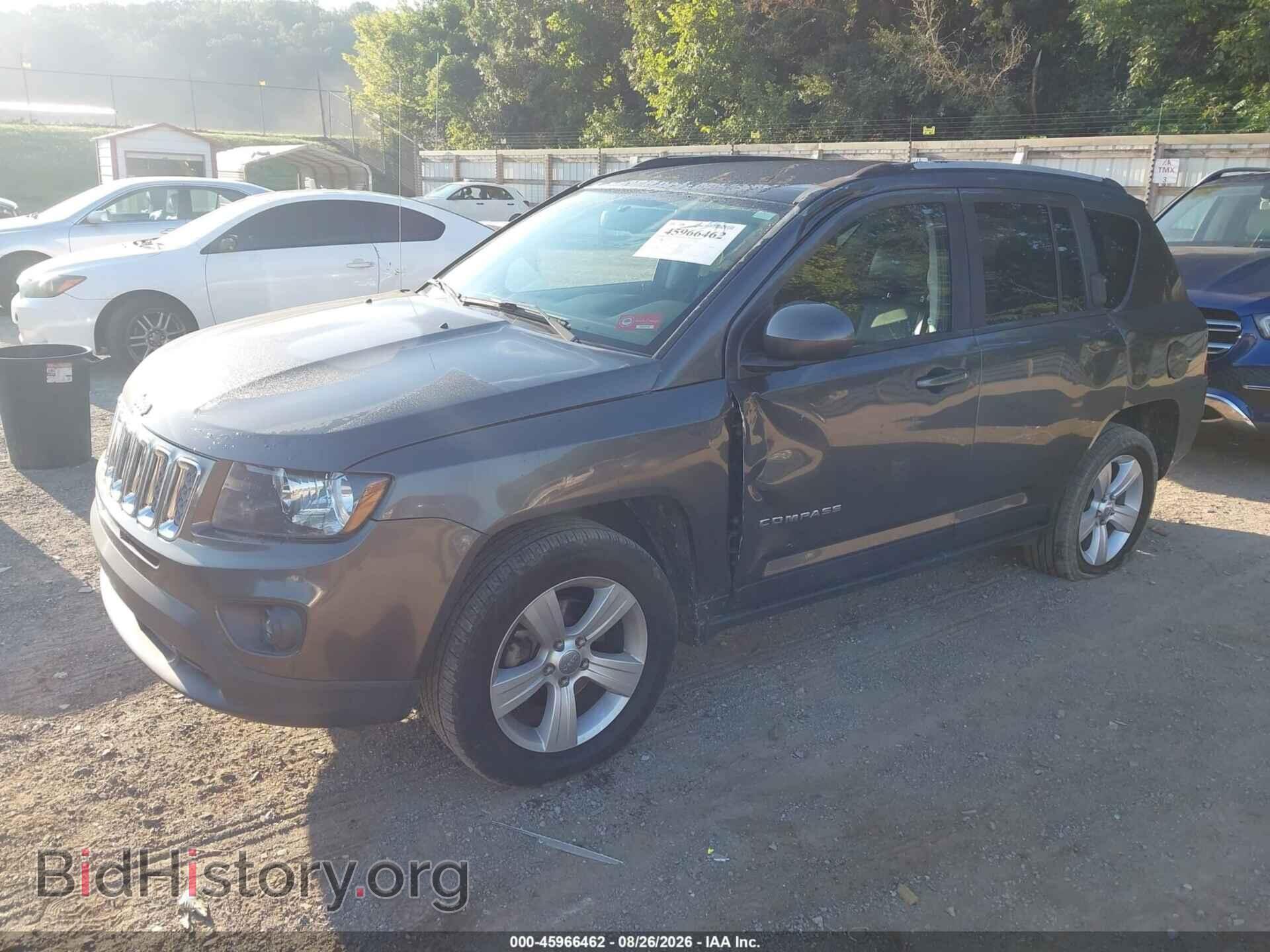 2015 JEEP COMPASS - VIN: 1C4NJCEB9FD361632 - Photo 2