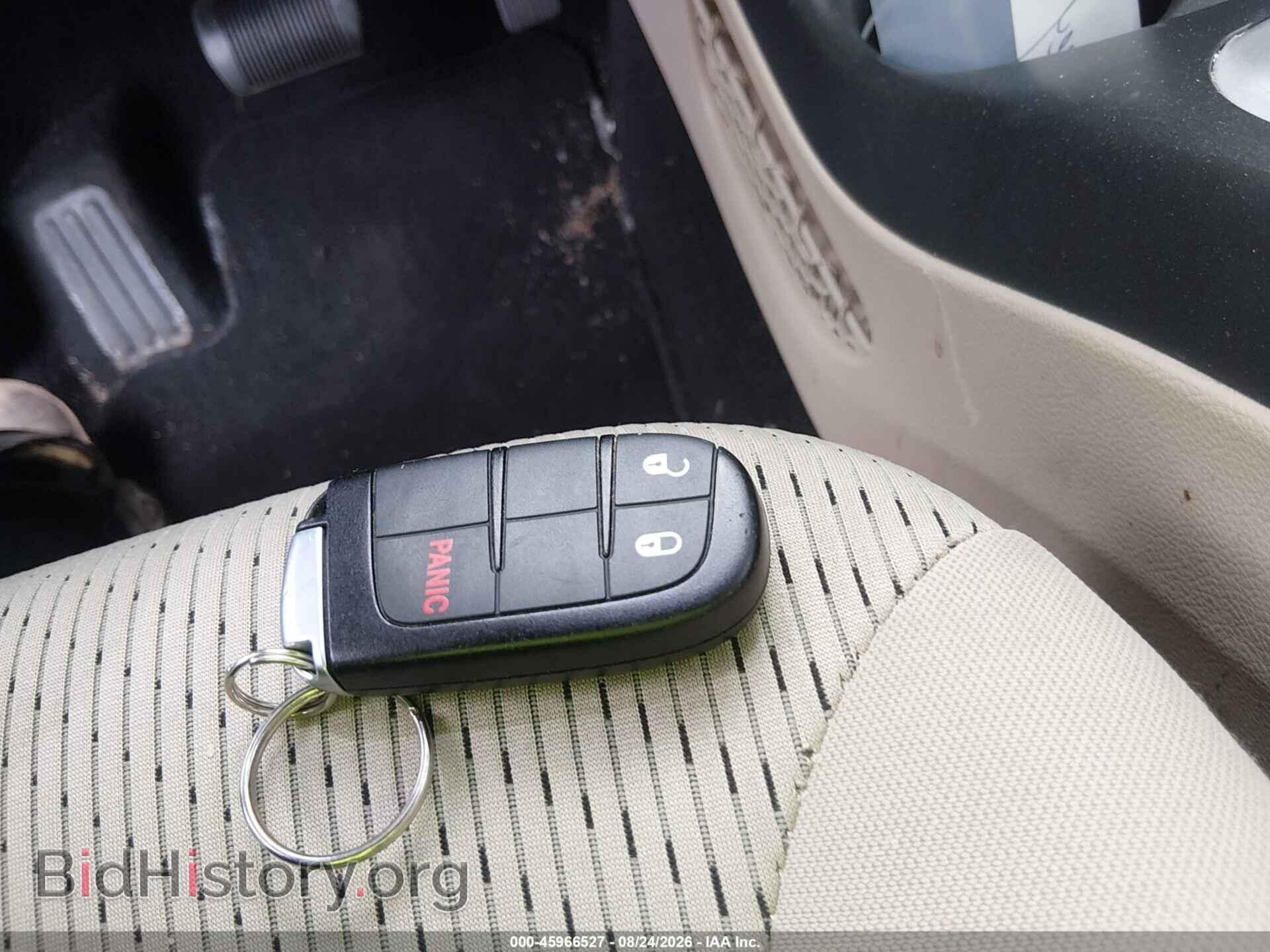 2018 DODGE JOURNEY - VIN: 3C4PDCBG2JT525404 - Фото 11
