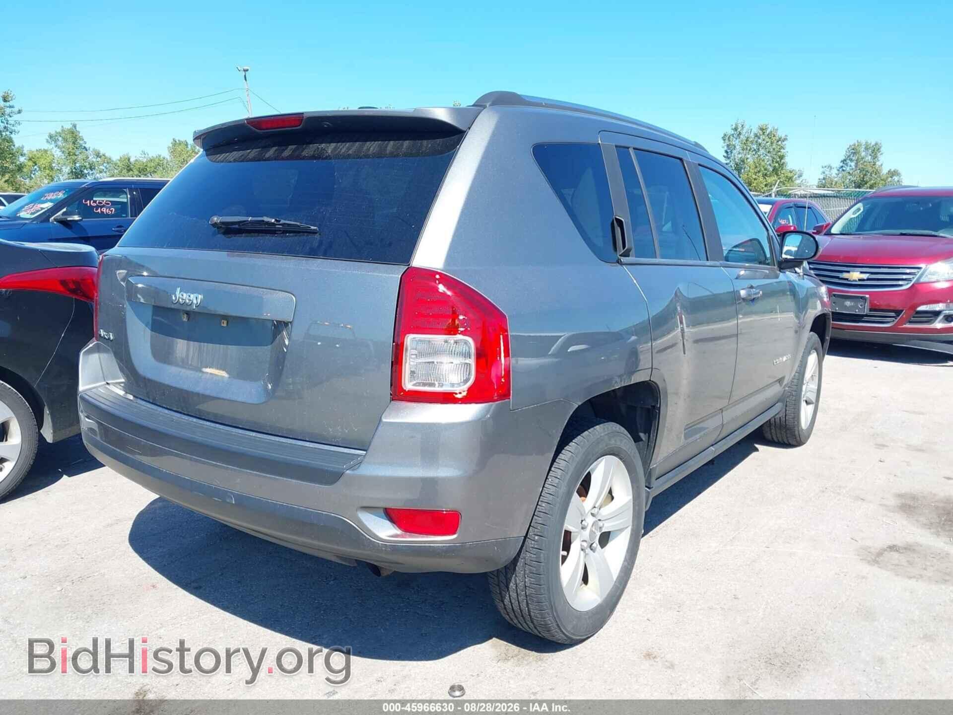 2011 JEEP COMPASS - VIN: 1J4NF1FB8BD235190 - Photo 4