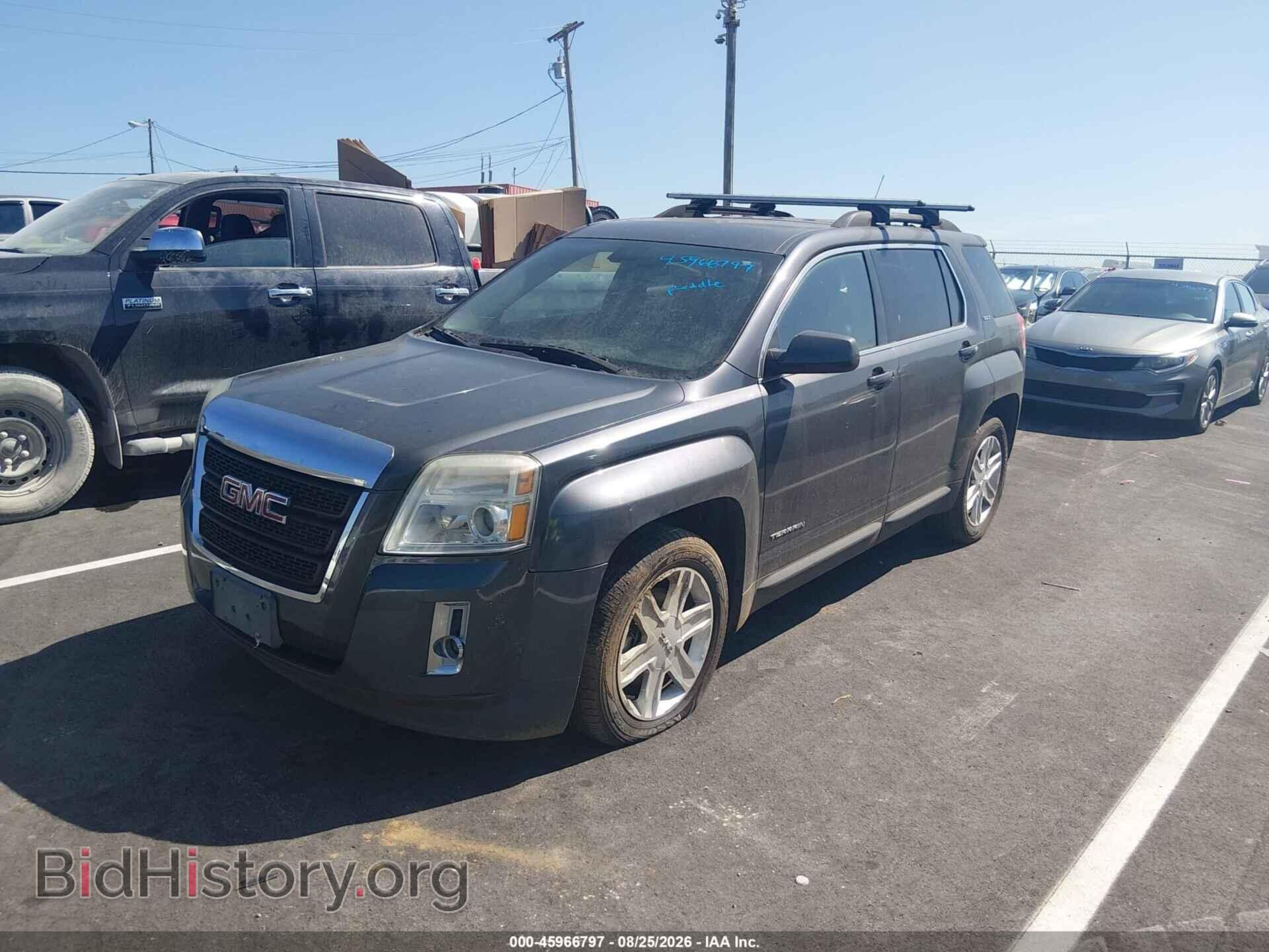 2011 GMC TERRAIN - VIN: 2CTFLUE56B6412807 - Фото 2