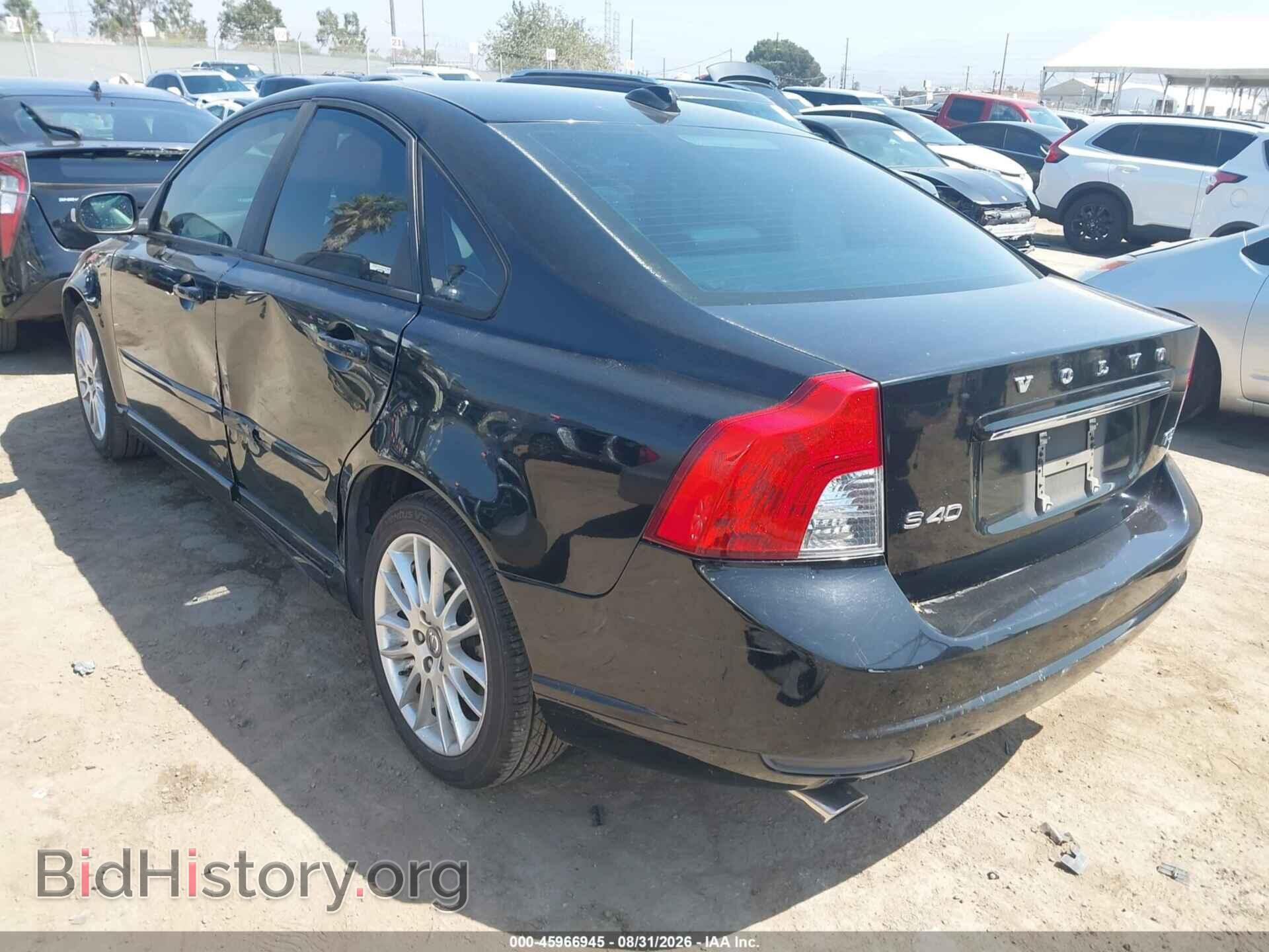 2011 VOLVO S40 - VIN: YV1672MS7B2542372 - Фото 3
