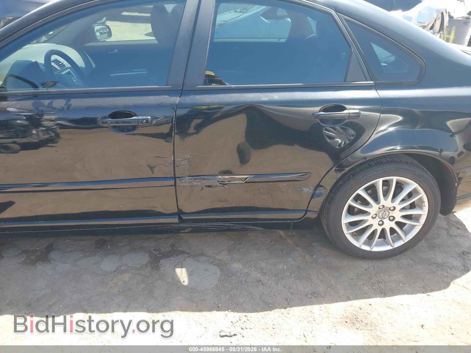 2011 VOLVO S40 - VIN: YV1672MS7B2542372 - Фото 6