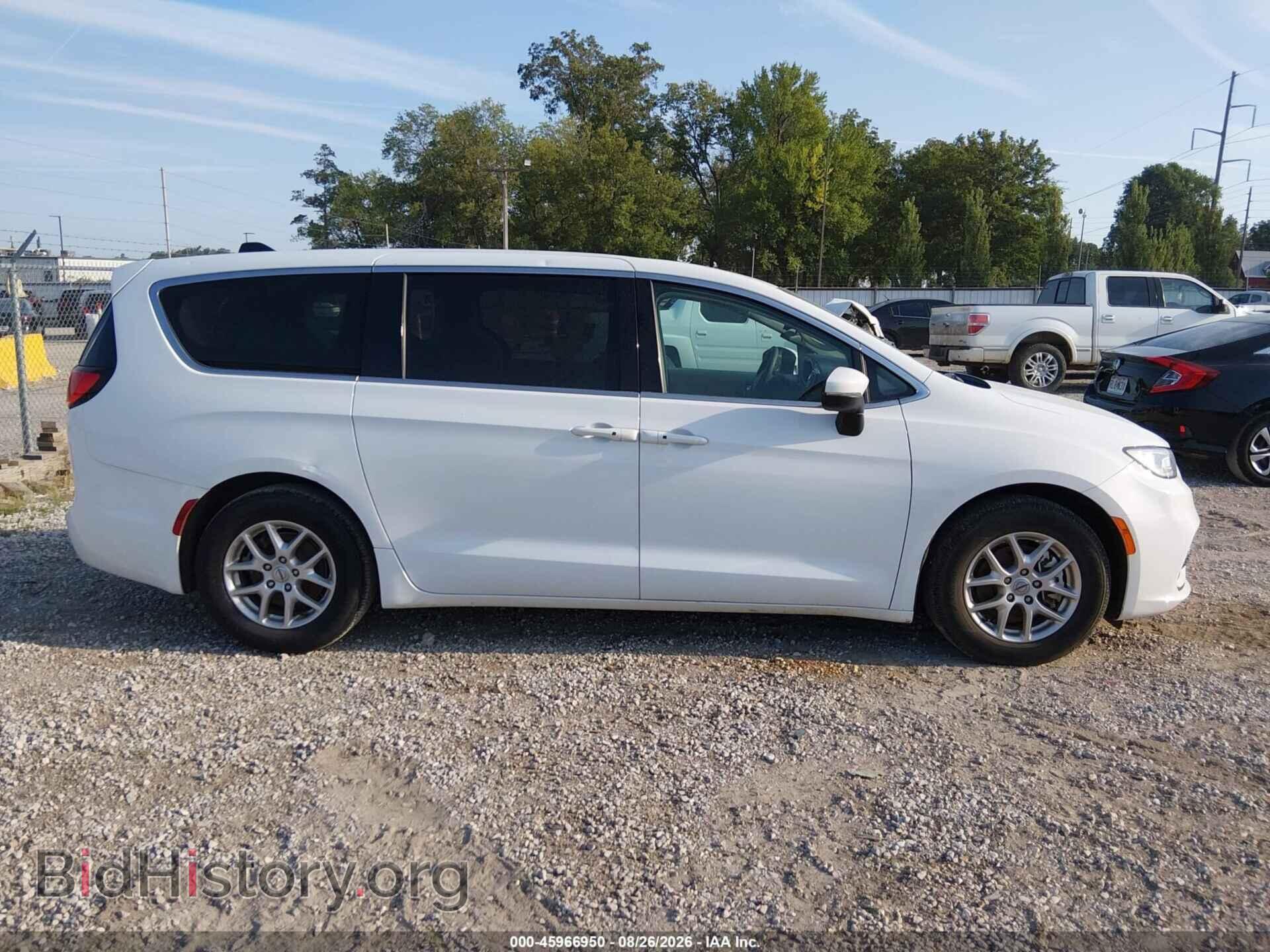 2023 CHRYSLER PACIFICA - VIN: 2C4RC1BGXPR625097 - Photo 13