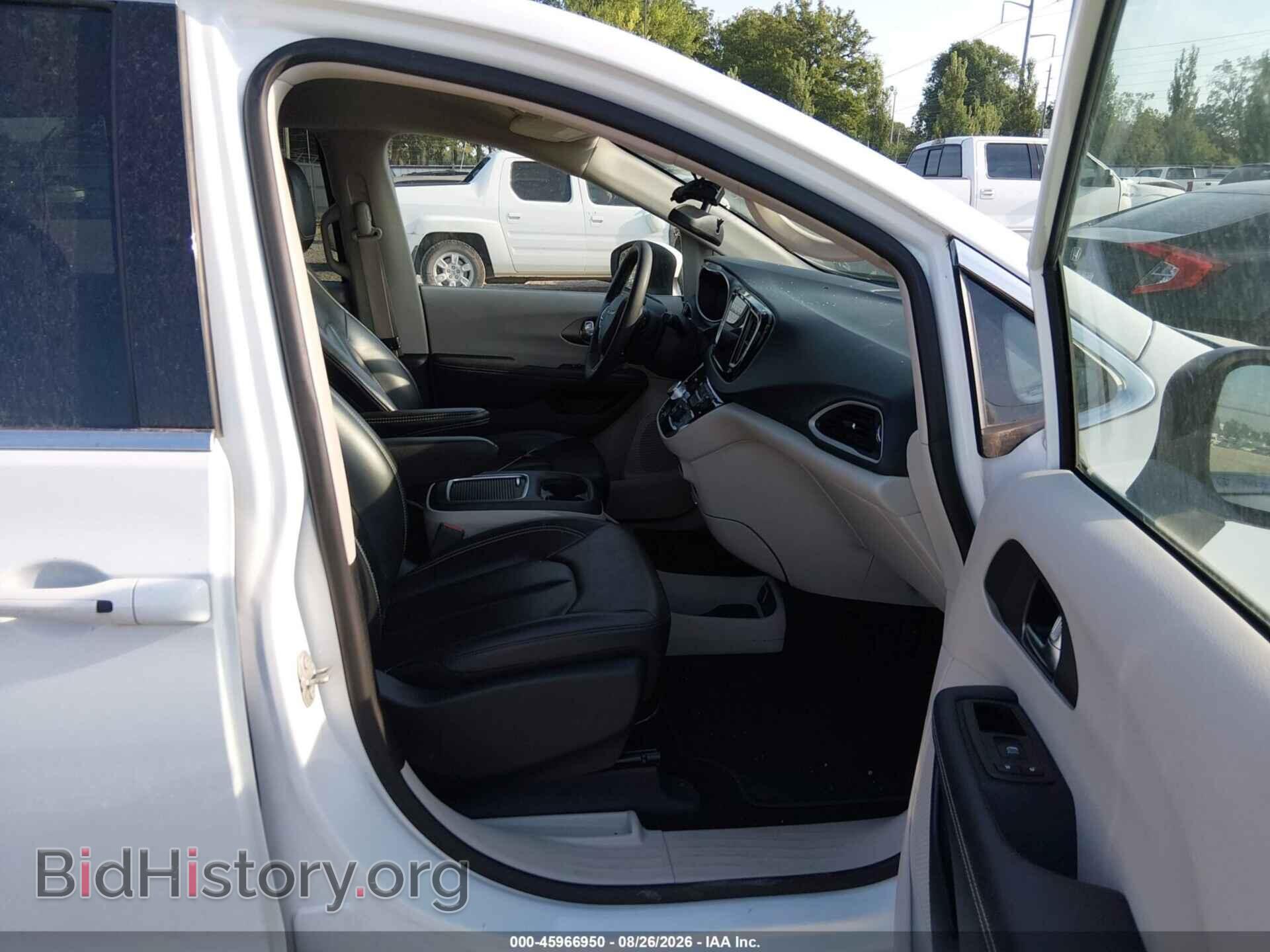 2023 CHRYSLER PACIFICA - VIN: 2C4RC1BGXPR625097 - Photo 5