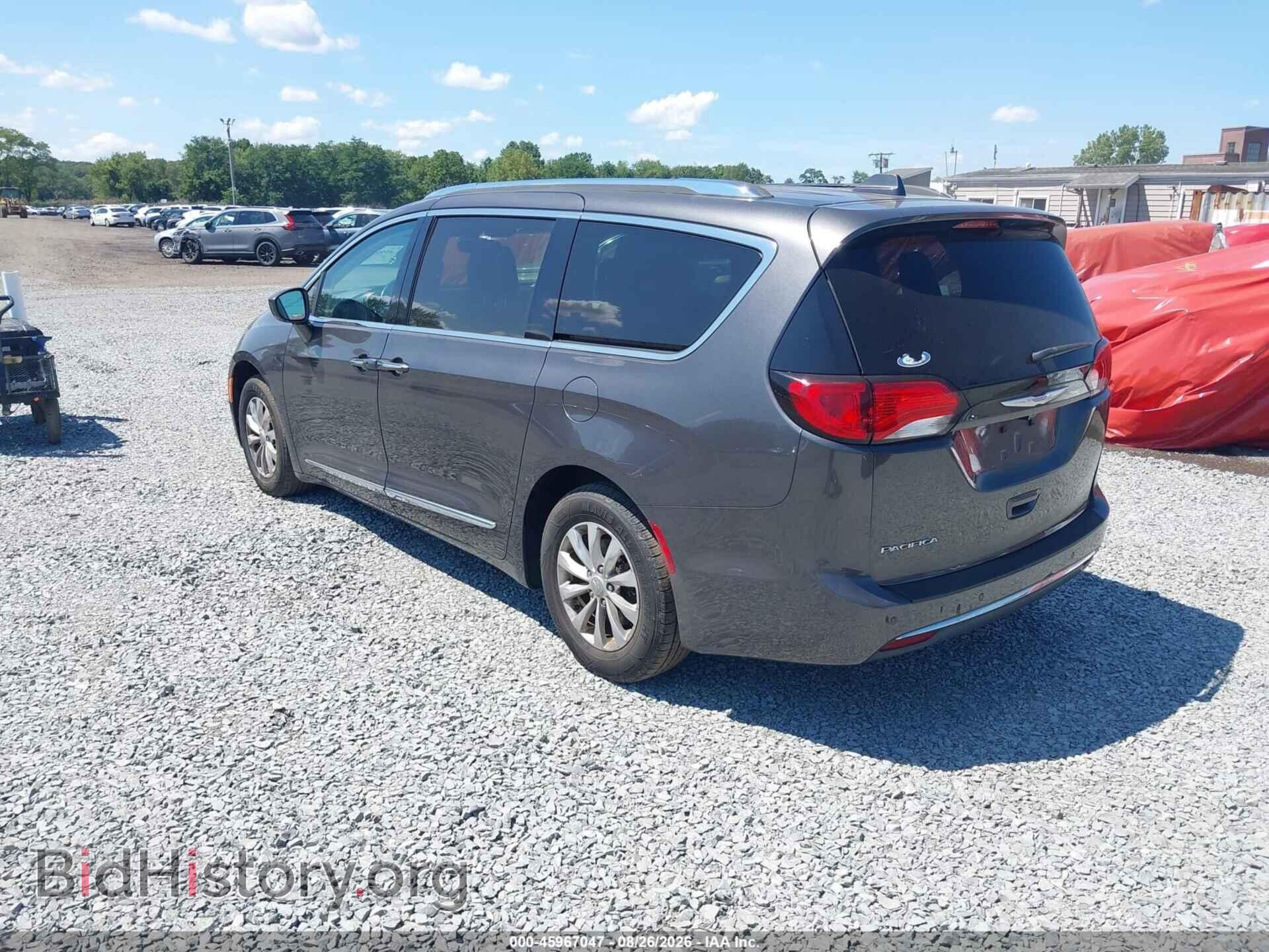 2018 CHRYSLER PACIFICA - VIN: 2C4RC1BG9JR124421 - Фото 3