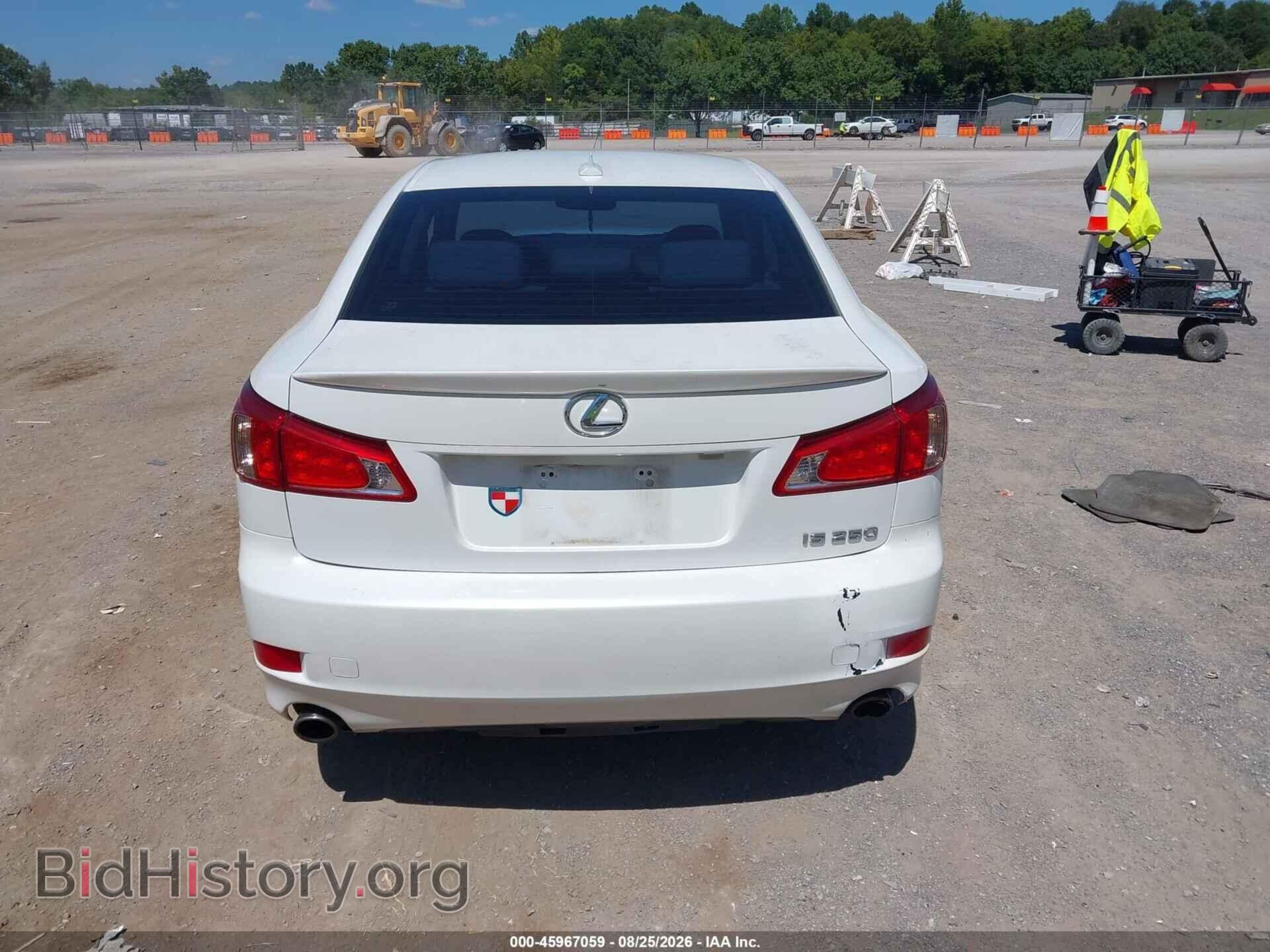 2011 LEXUS IS 250 - VIN: JTHBF5C21B5153525 - Photo 16