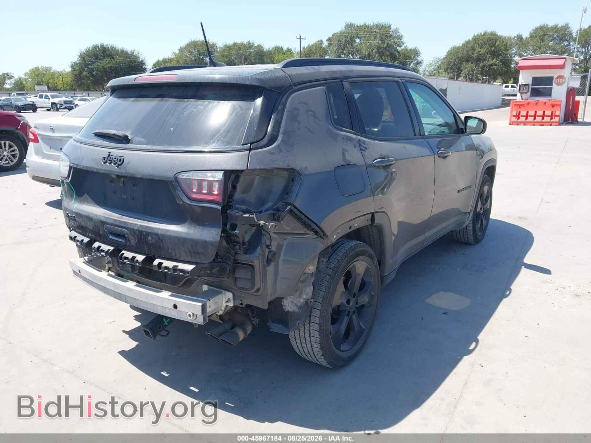 2019 JEEP COMPASS - VIN: 3C4NJDBB7KT689579 - Фото 4