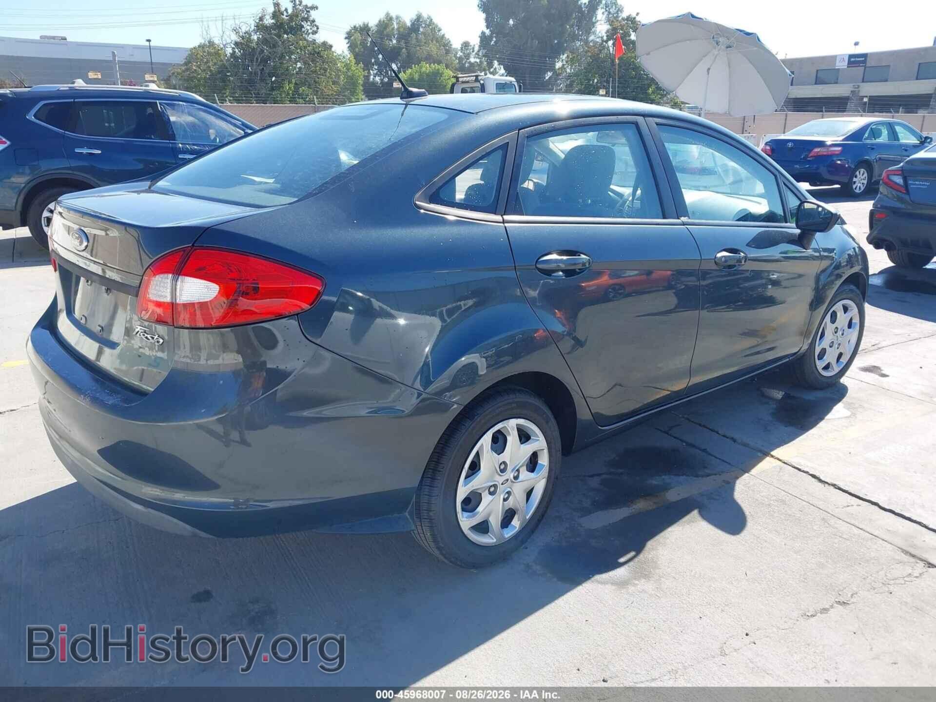 2011 FORD FIESTA - VIN: 3FADP4AJ7BM178070 - Фото 4