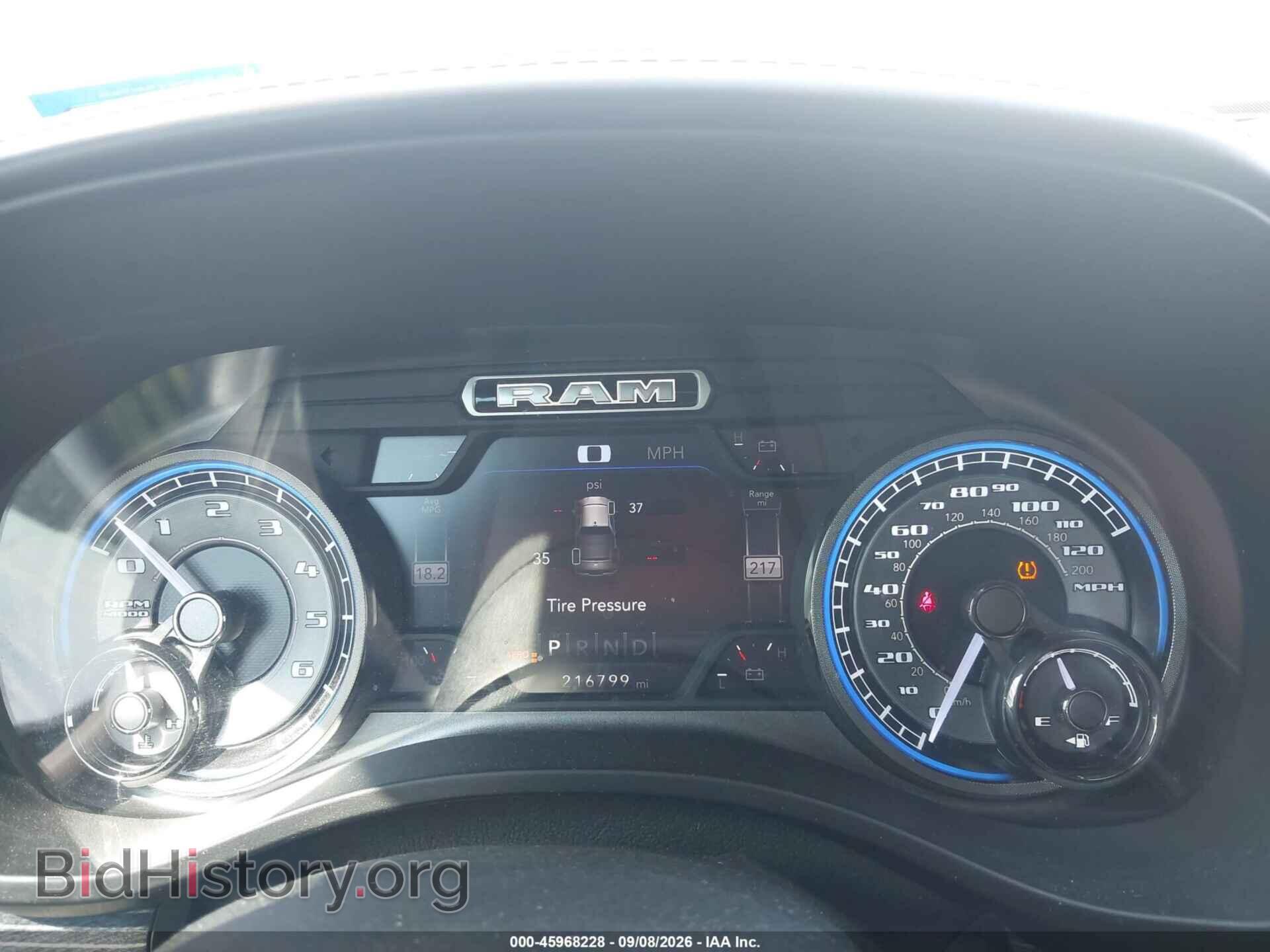 2019 RAM 1500 - VIN: 1C6SRFHT8KN516104 - Фото 7