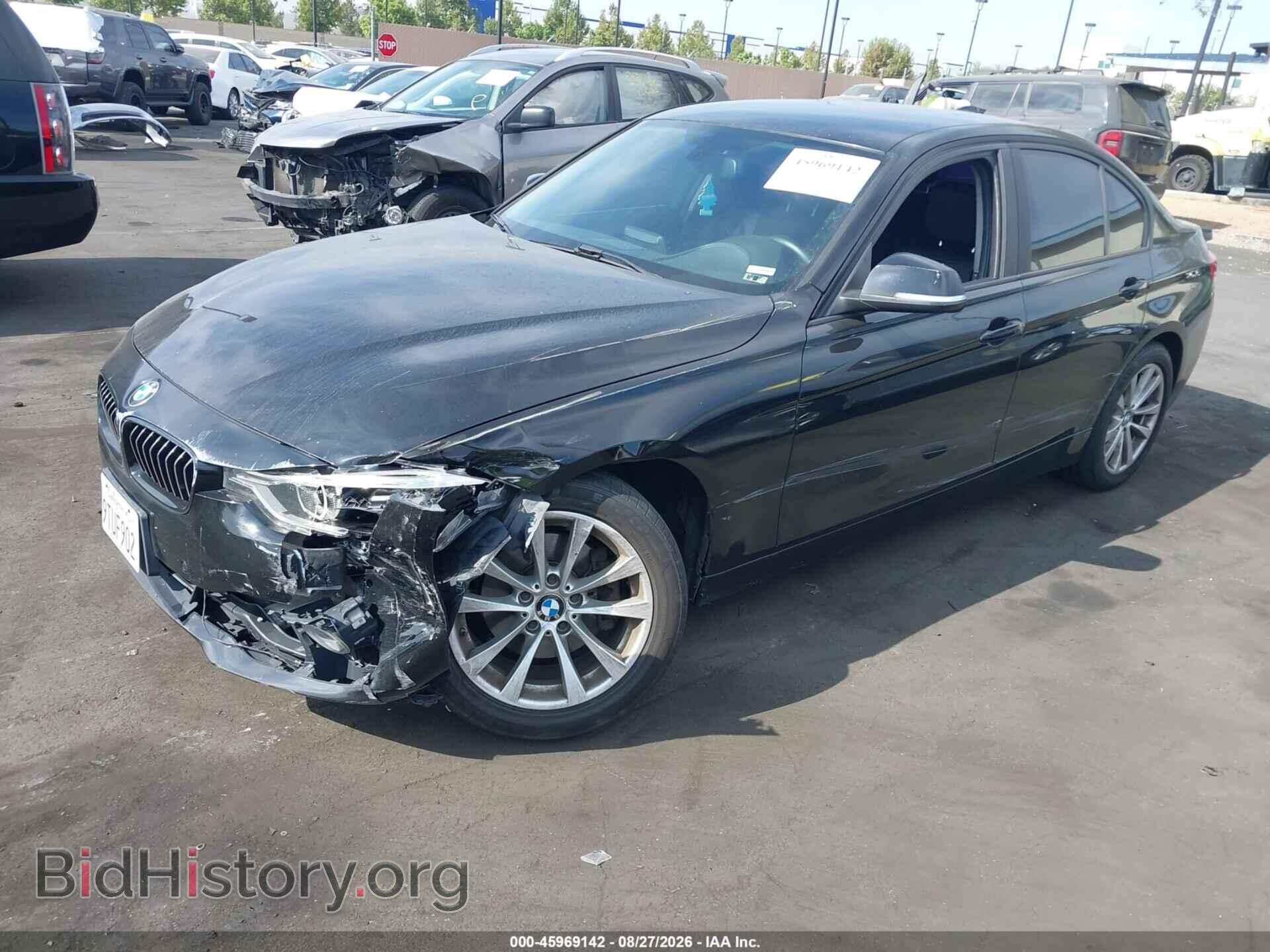 2018 BMW 320I - VIN: WBA8A9C51JAH14372 - Photo 2