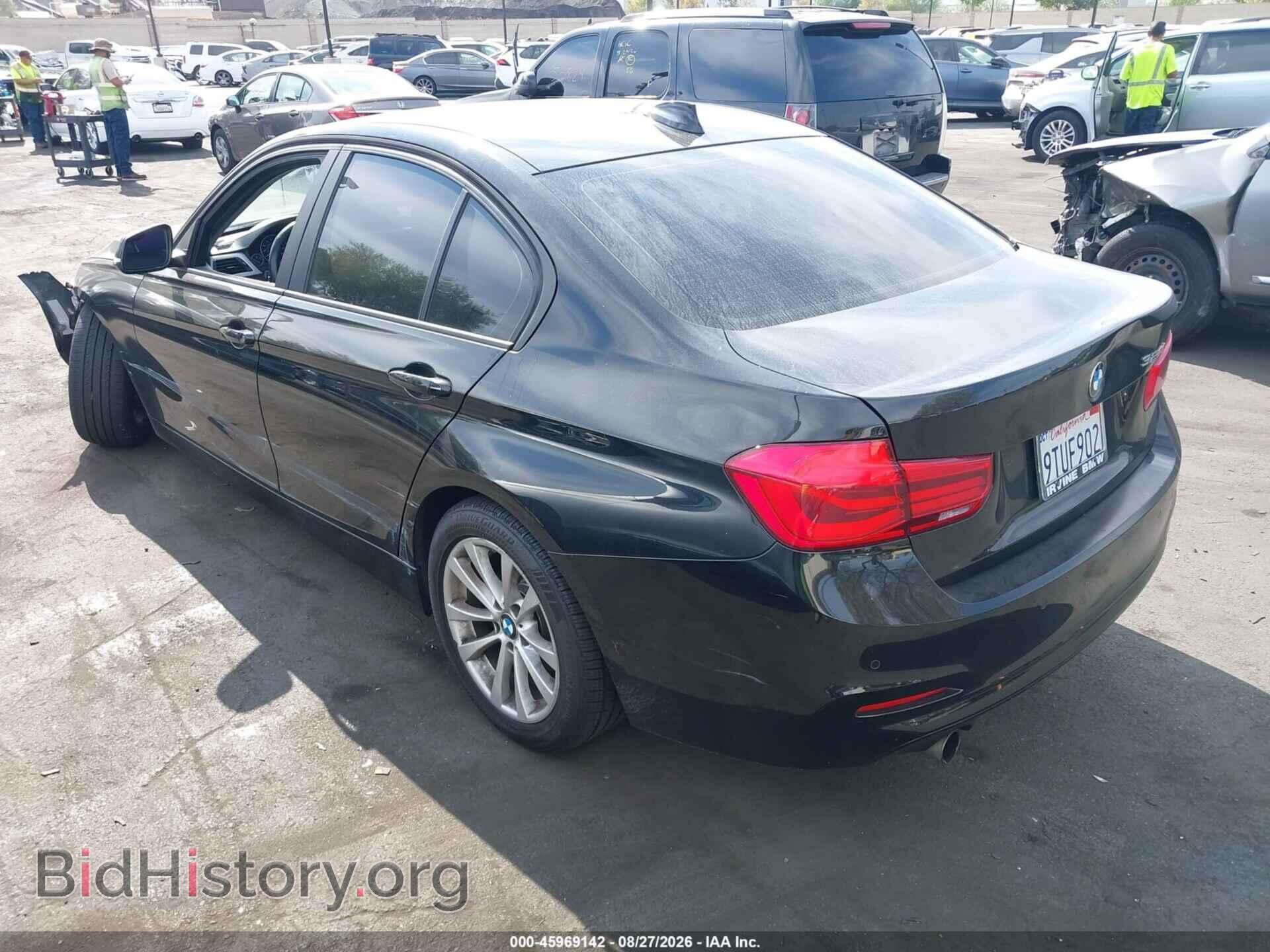 2018 BMW 320I - VIN: WBA8A9C51JAH14372 - Photo 3