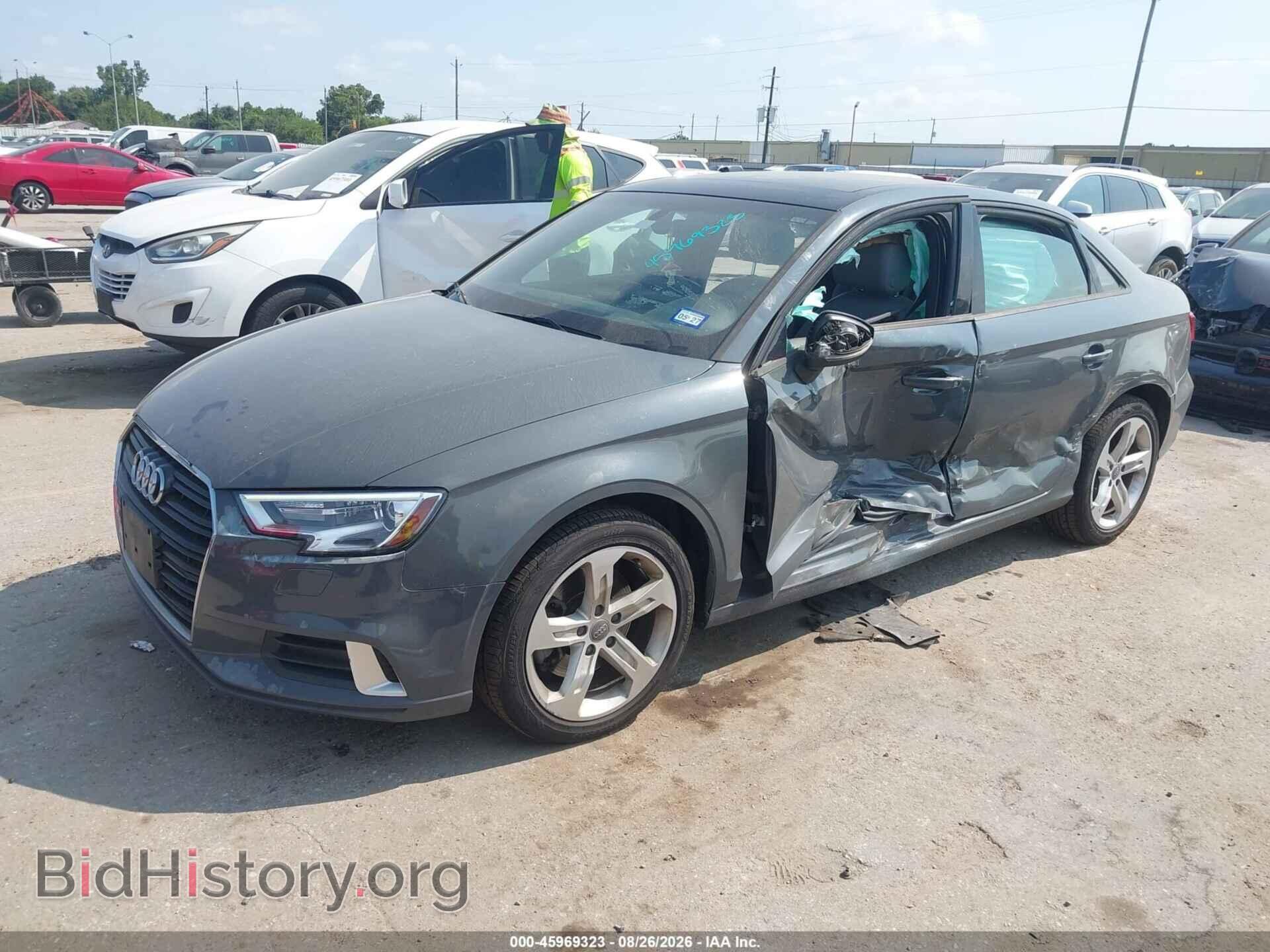 2018 AUDI A3 - VIN: WAUAUGFF9J1058467 - Фото 2