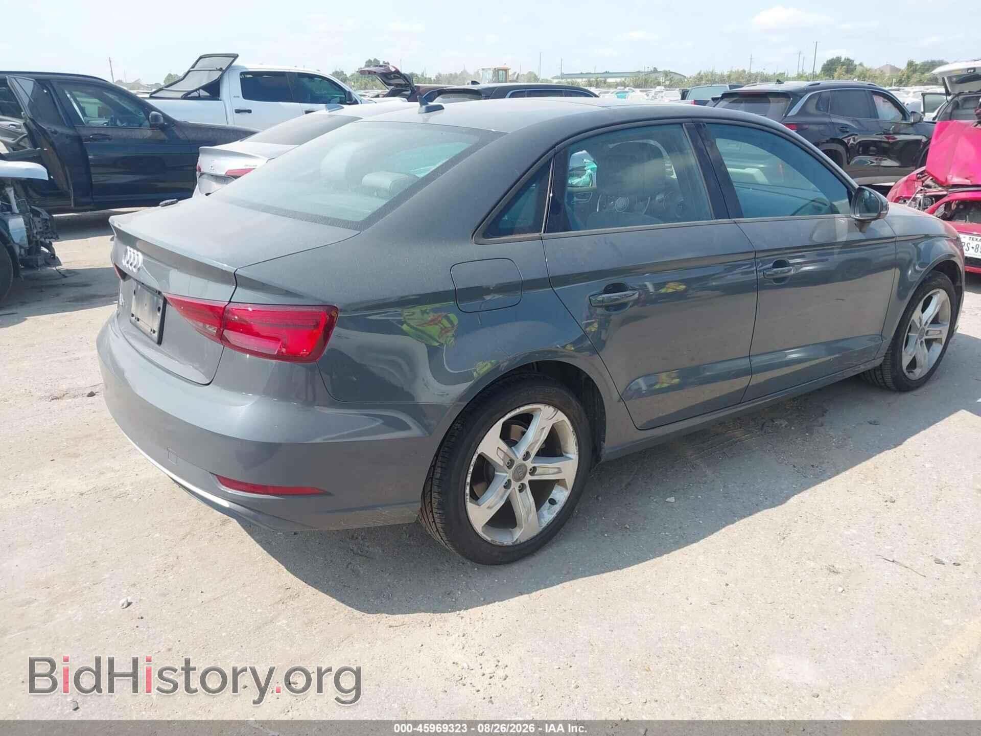 2018 AUDI A3 - VIN: WAUAUGFF9J1058467 - Фото 4