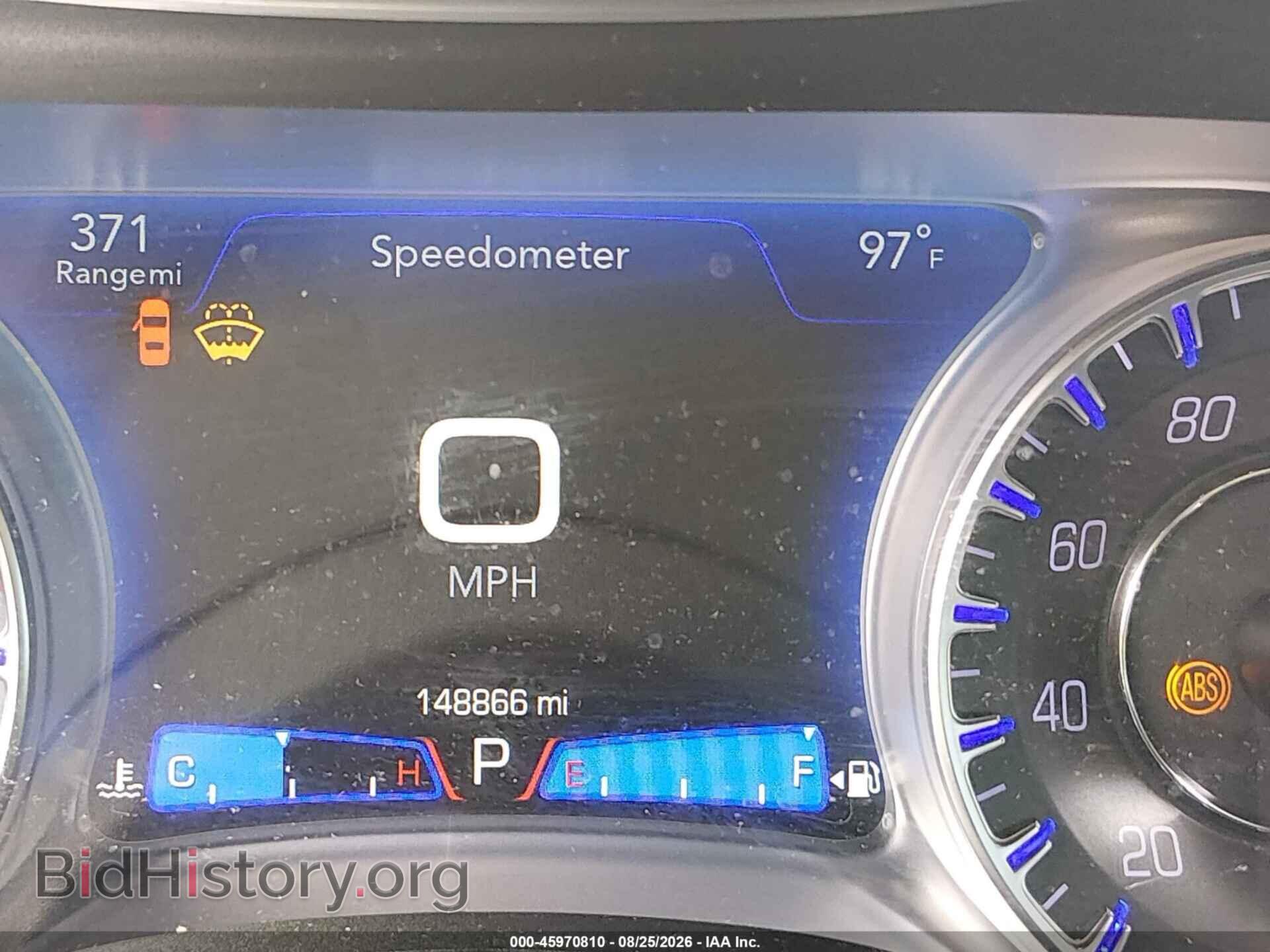 2019 CHRYSLER 300 - VIN: 2C3CCAAG6KH614298 - Фото 16