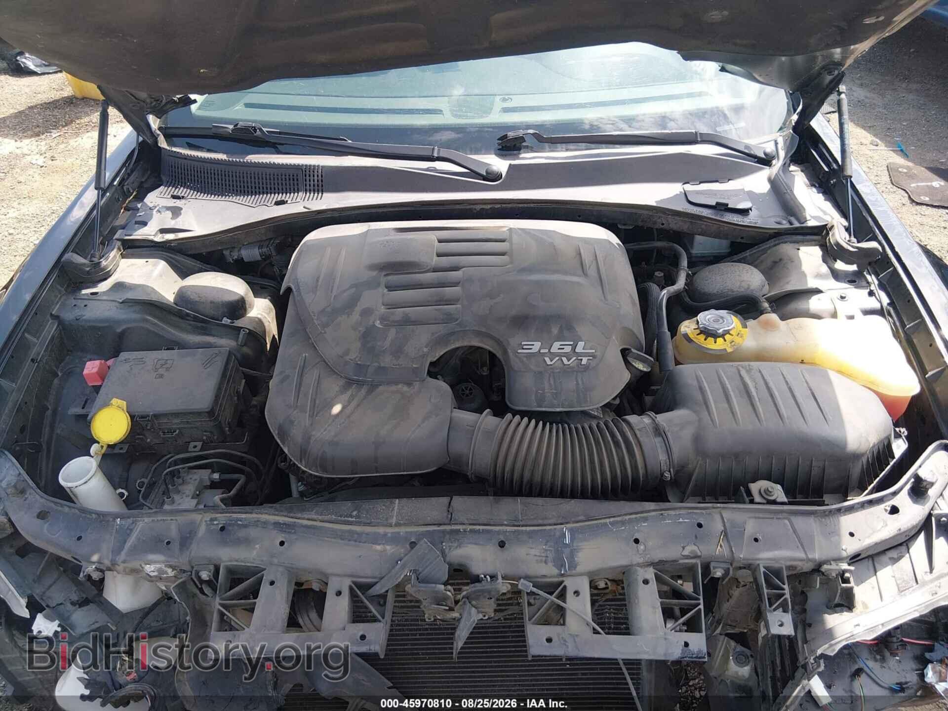 2019 CHRYSLER 300 - VIN: 2C3CCAAG6KH614298 - Фото 10