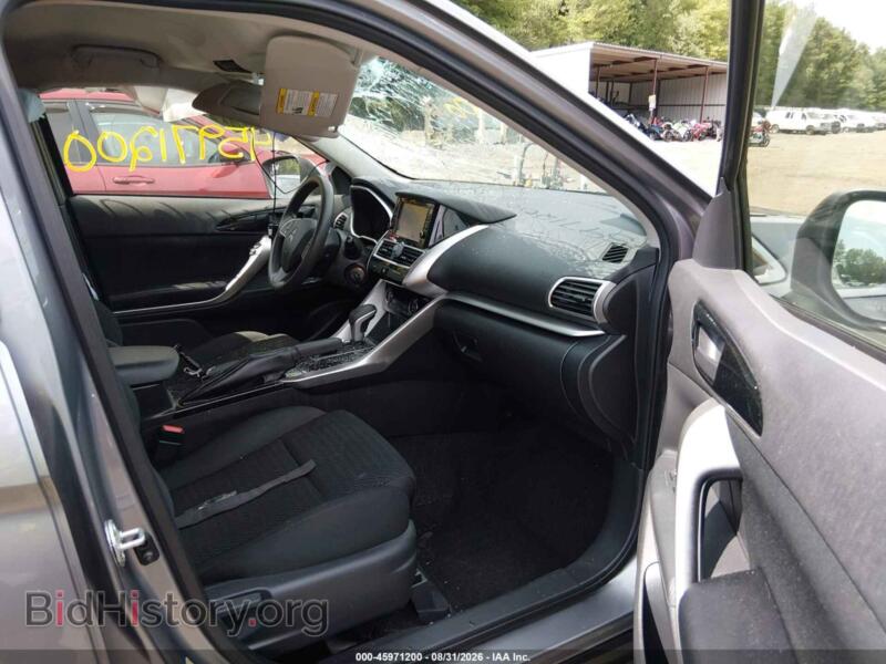 2018 Mitsubishi ECLIPSE CROSS (VIN JA4AS3AA3JZ048512) — photo 5 of 16