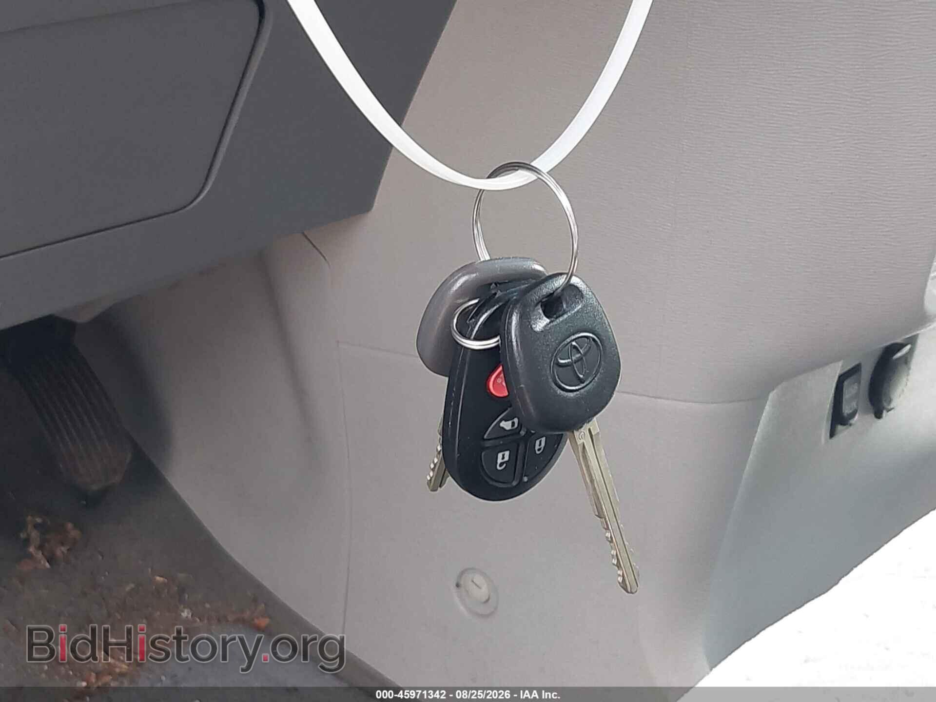 2011 TOYOTA SIENNA - VIN: 5TDJK3DC7BS026616 - Photo 11