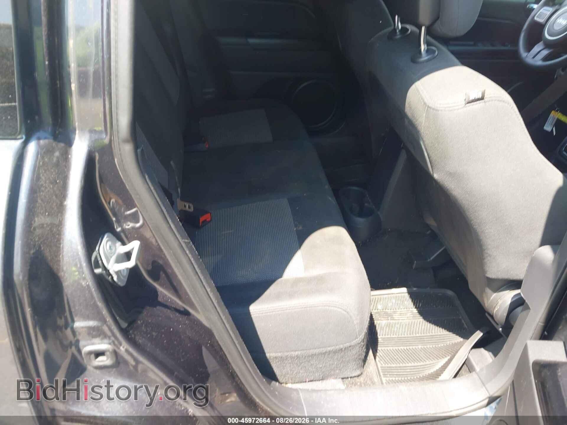 2014 JEEP COMPASS - VIN: 1C4NJCBA5ED829740 - Photo 8
