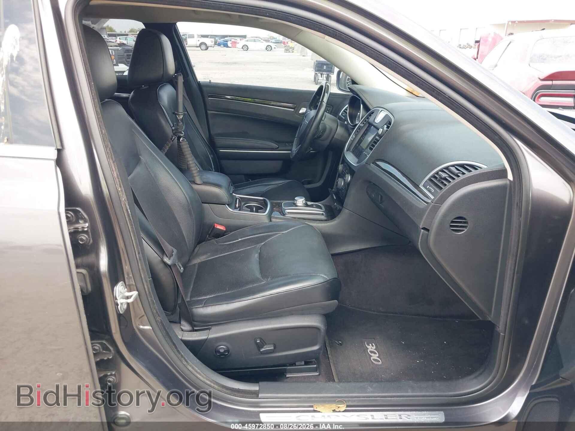 2017 CHRYSLER 300C - VIN: 2C3CCAEG2HH544902 - Photo 5
