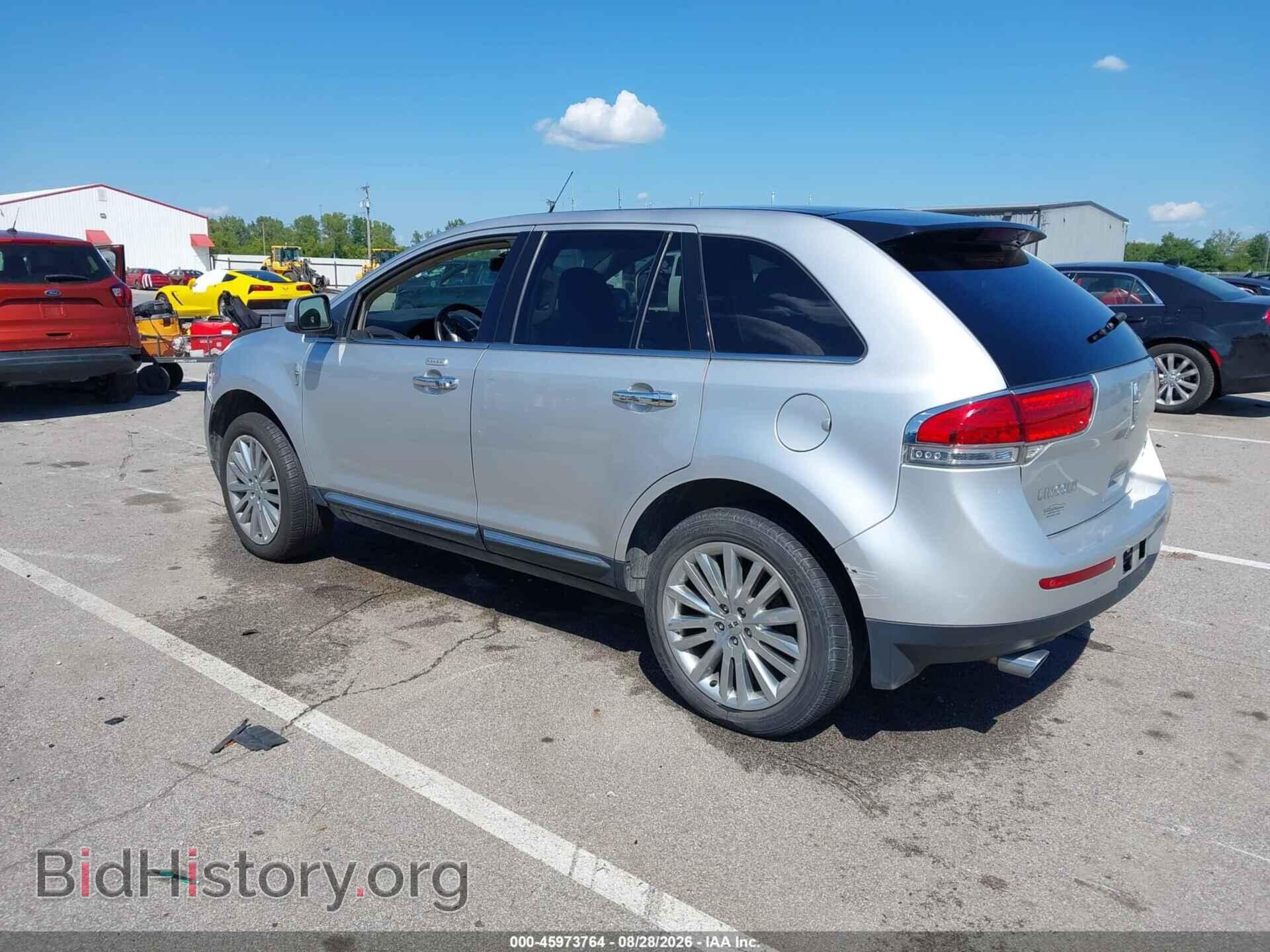 2011 LINCOLN MKX - VIN: 2LMDJ8JK5BBJ01937 - Photo 3
