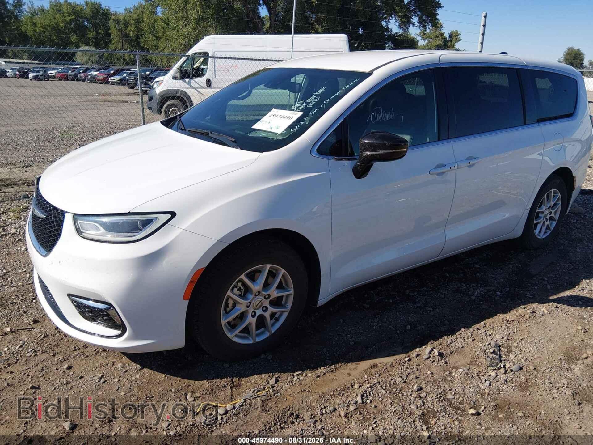 2025 CHRYSLER PACIFICA - VIN: 2C4RC1BG1SR526385 - Photo 2