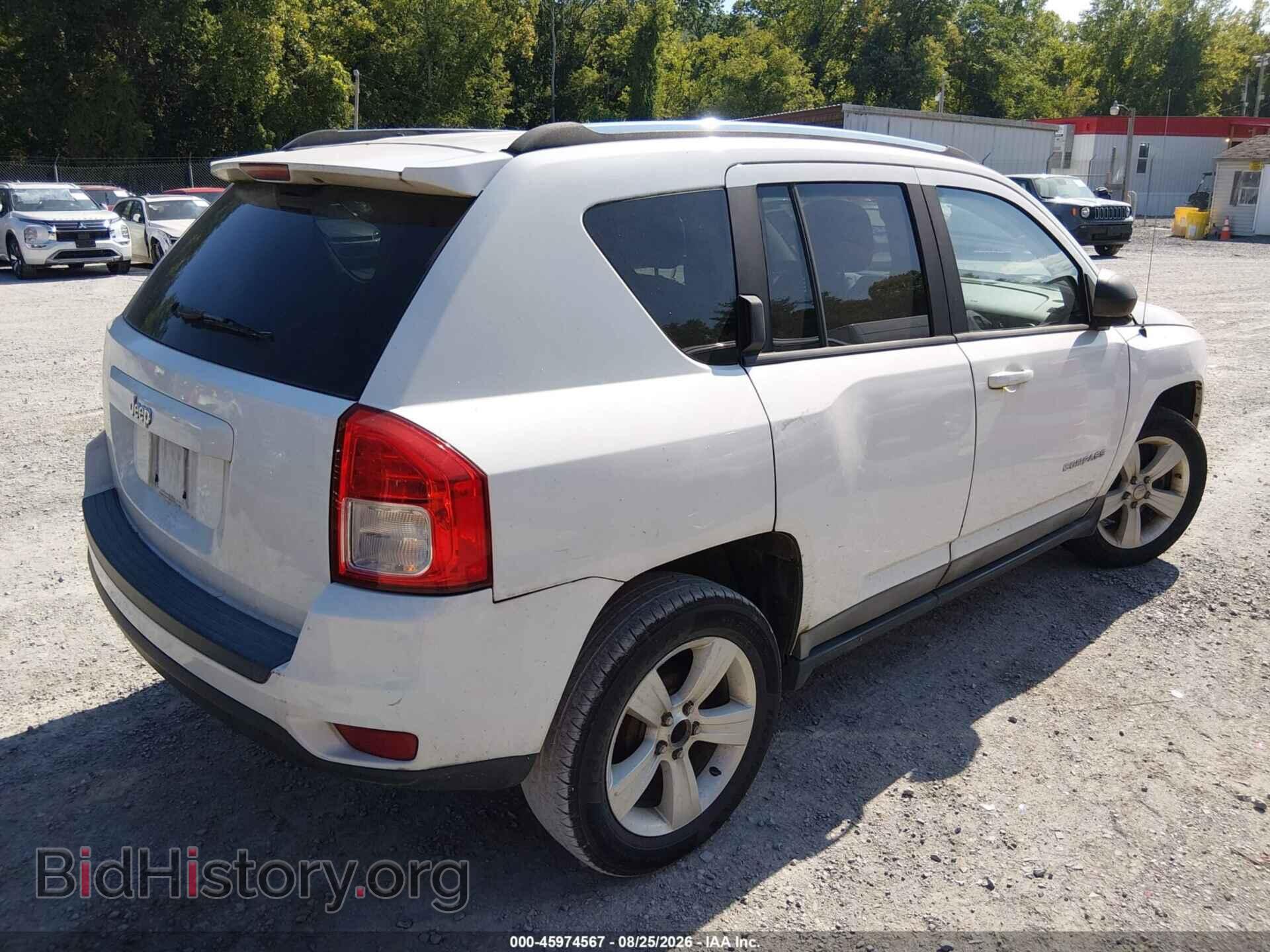 2011 JEEP COMPASS - VIN: 1J4NT1FB6BD137963 - Photo 4
