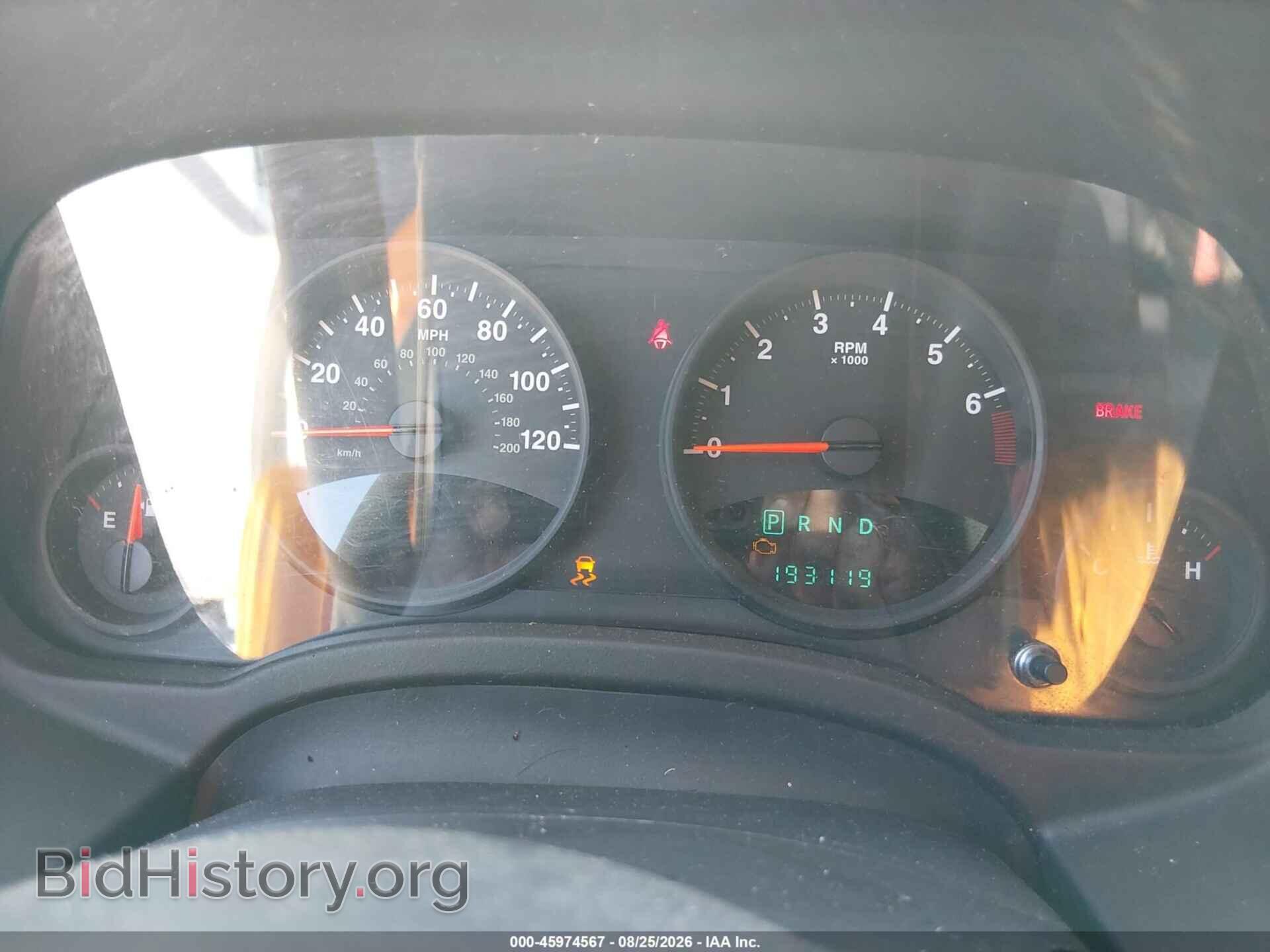 2011 JEEP COMPASS - VIN: 1J4NT1FB6BD137963 - Photo 7