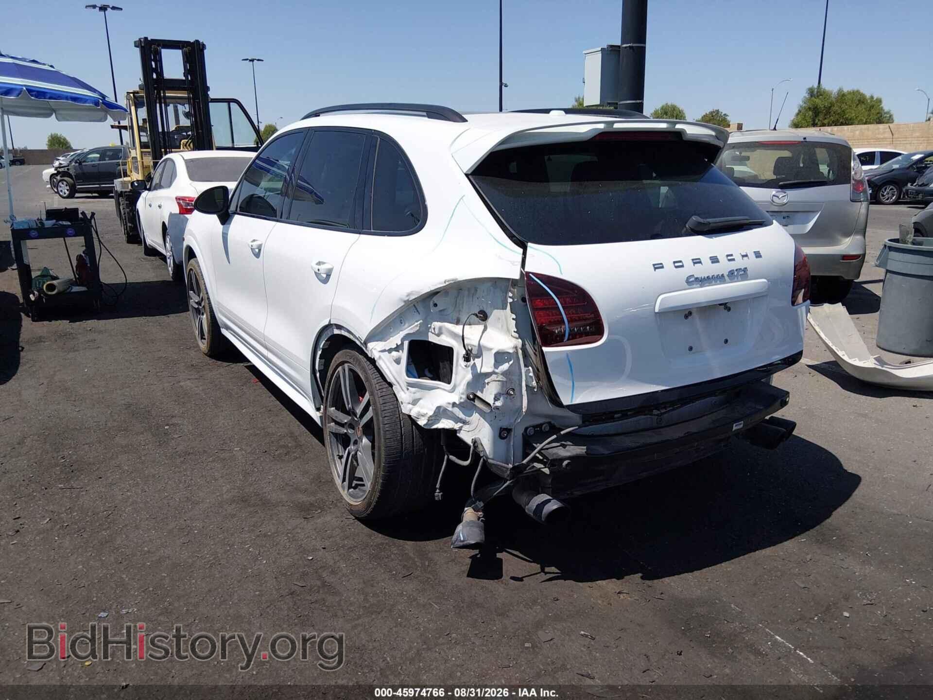 2014 PORSCHE CAYENNE - VIN: WP1AD2A21ELA71684 - Photo 3
